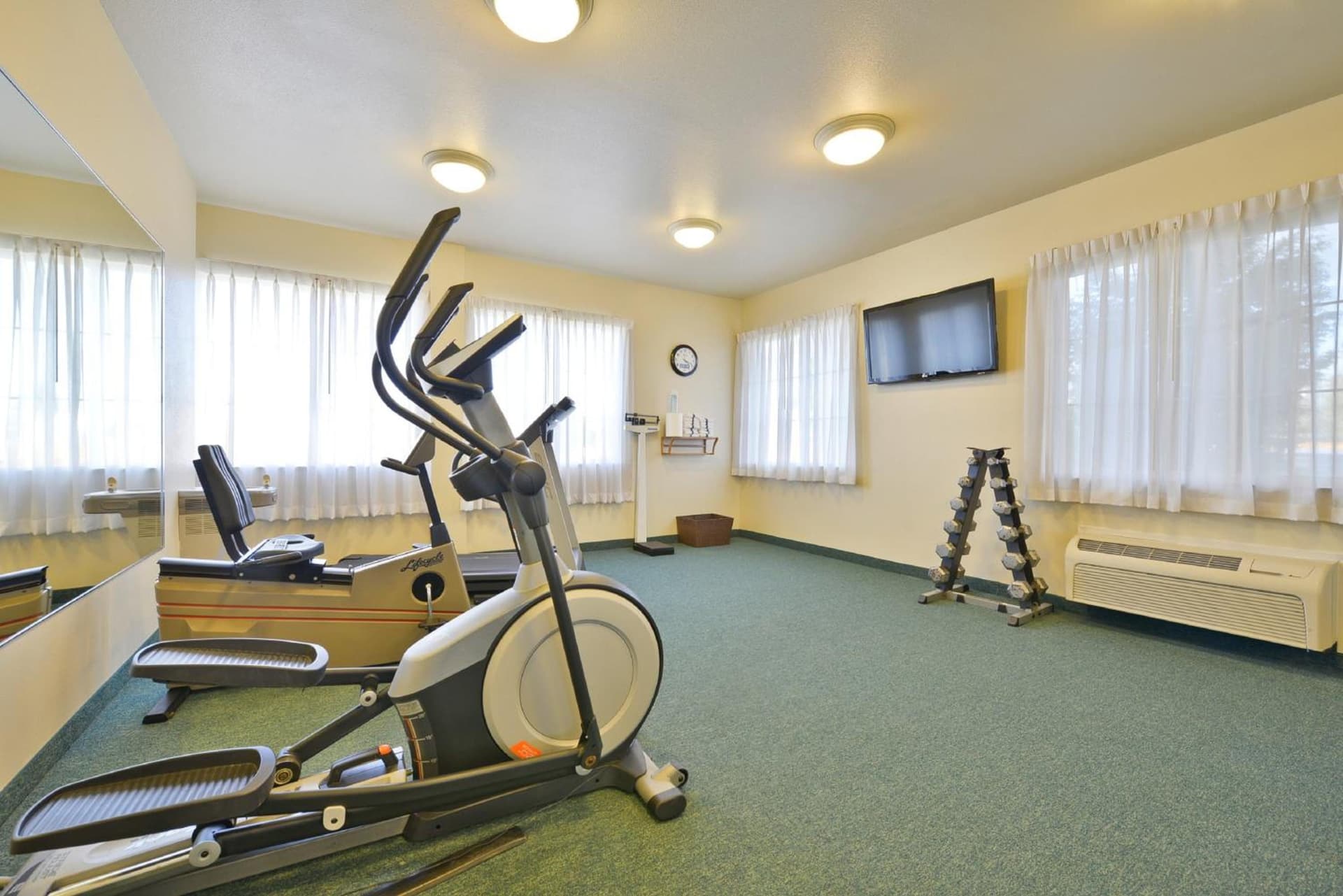 Holiday Inn Express & Suites Tacoma South - Lakewood by IHG gallery photo in Lakewood, WA — image 31