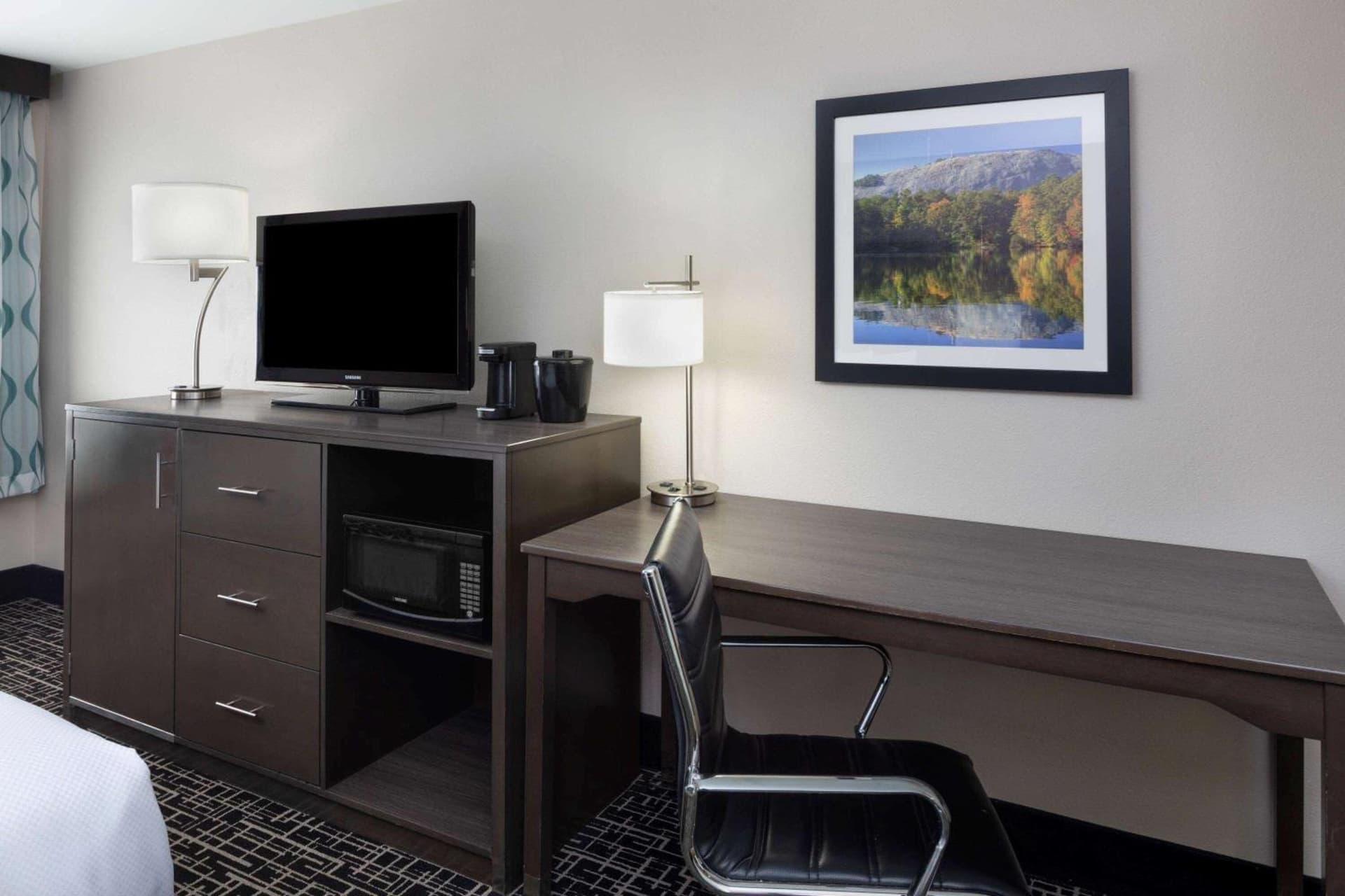 La Quinta by Wyndham Snellville - Stone Mountain gallery photo in Snellville, GA — image 13