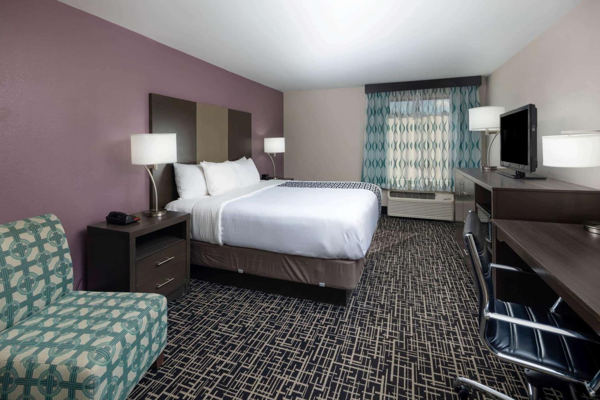 La Quinta by Wyndham Snellville - Stone Mountain gallery photo in Snellville, GA — image 7