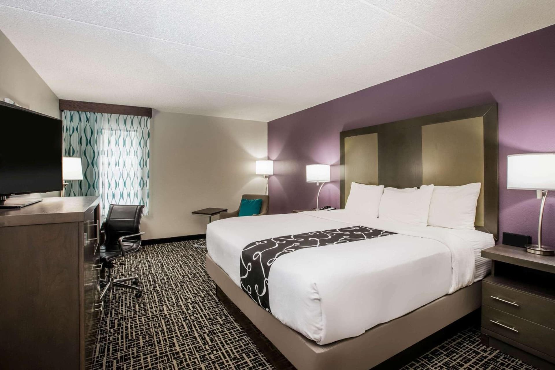 La Quinta Inn by Wyndham Davenport & Conference Center gallery photo in Davenport, IA — image 7