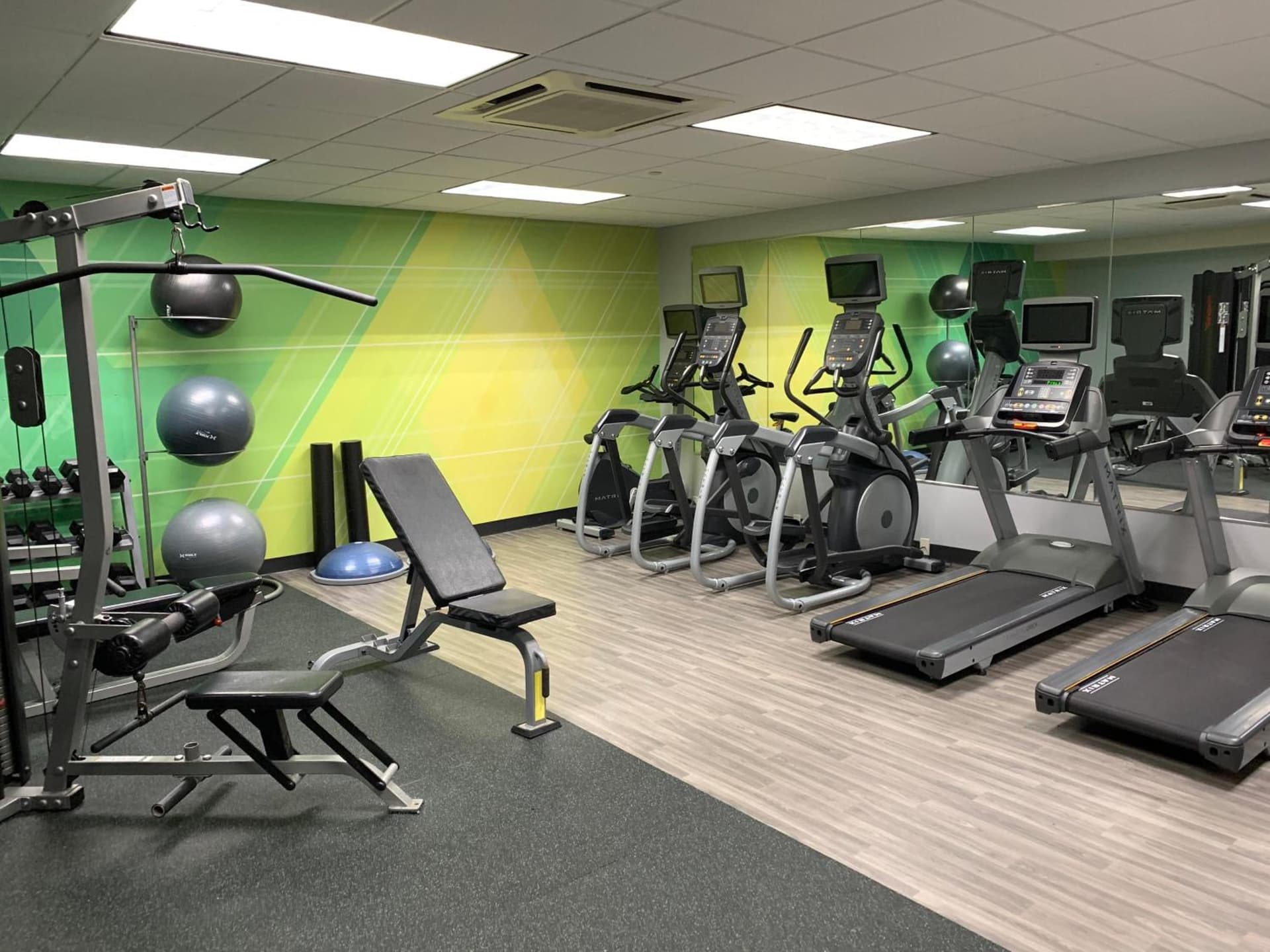 Holiday Inn Martinsburg by IHG gallery photo in Martinsburg, WV — image 22