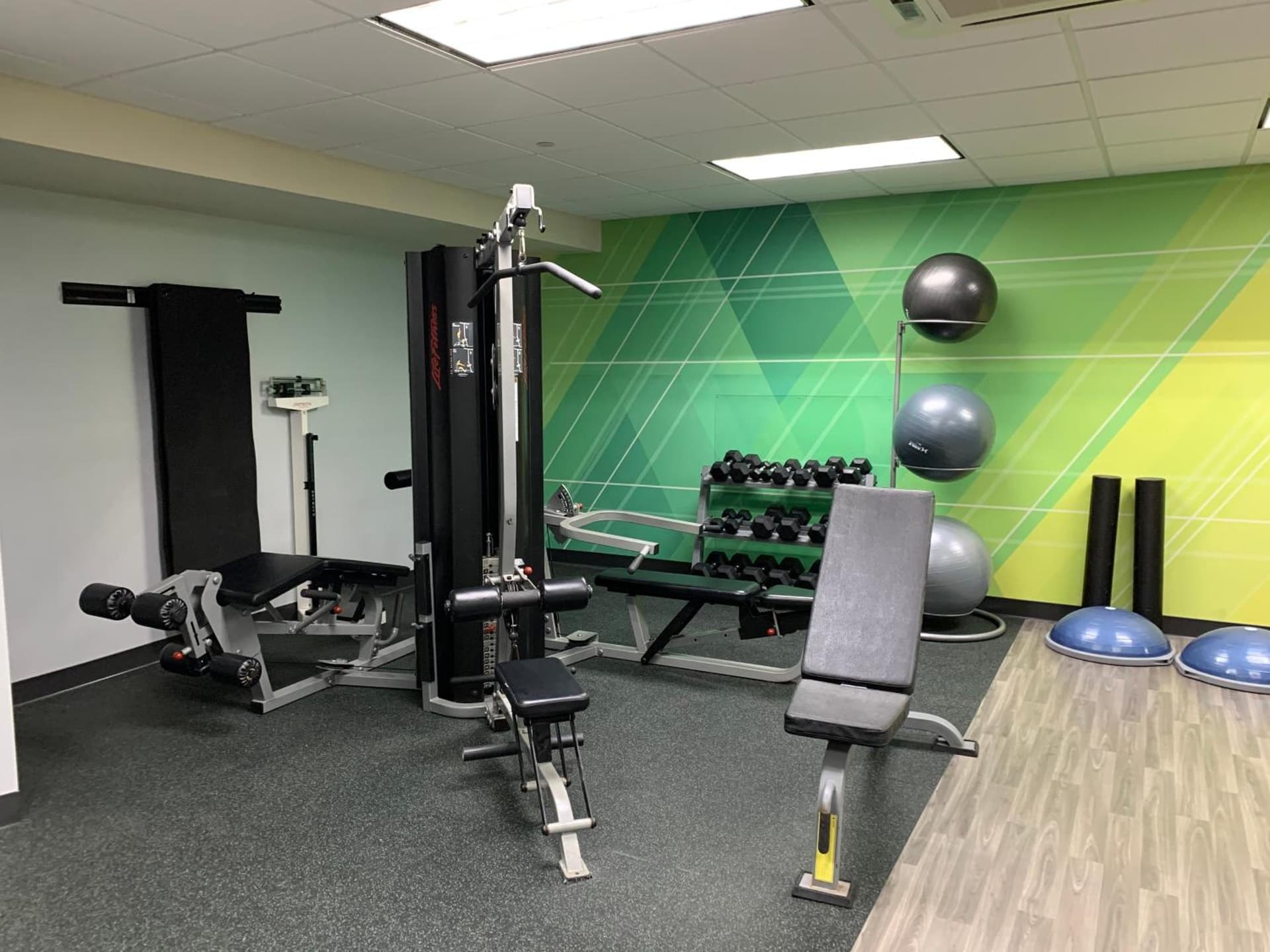 Holiday Inn Martinsburg by IHG gallery photo in Martinsburg, WV — image 15