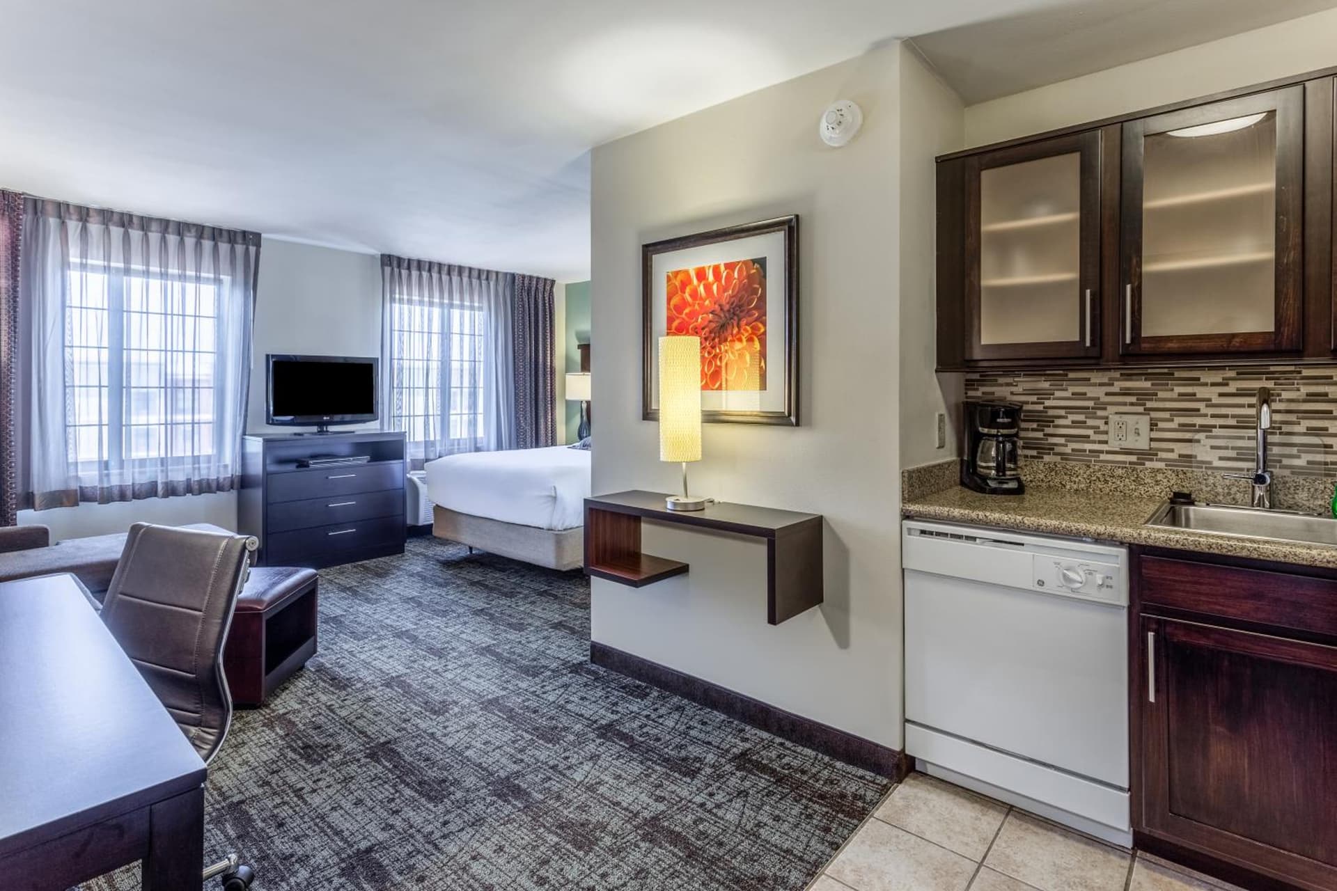 Staybridge Suites Davenport by IHG gallery photo in Bettendorf, IA — image 22