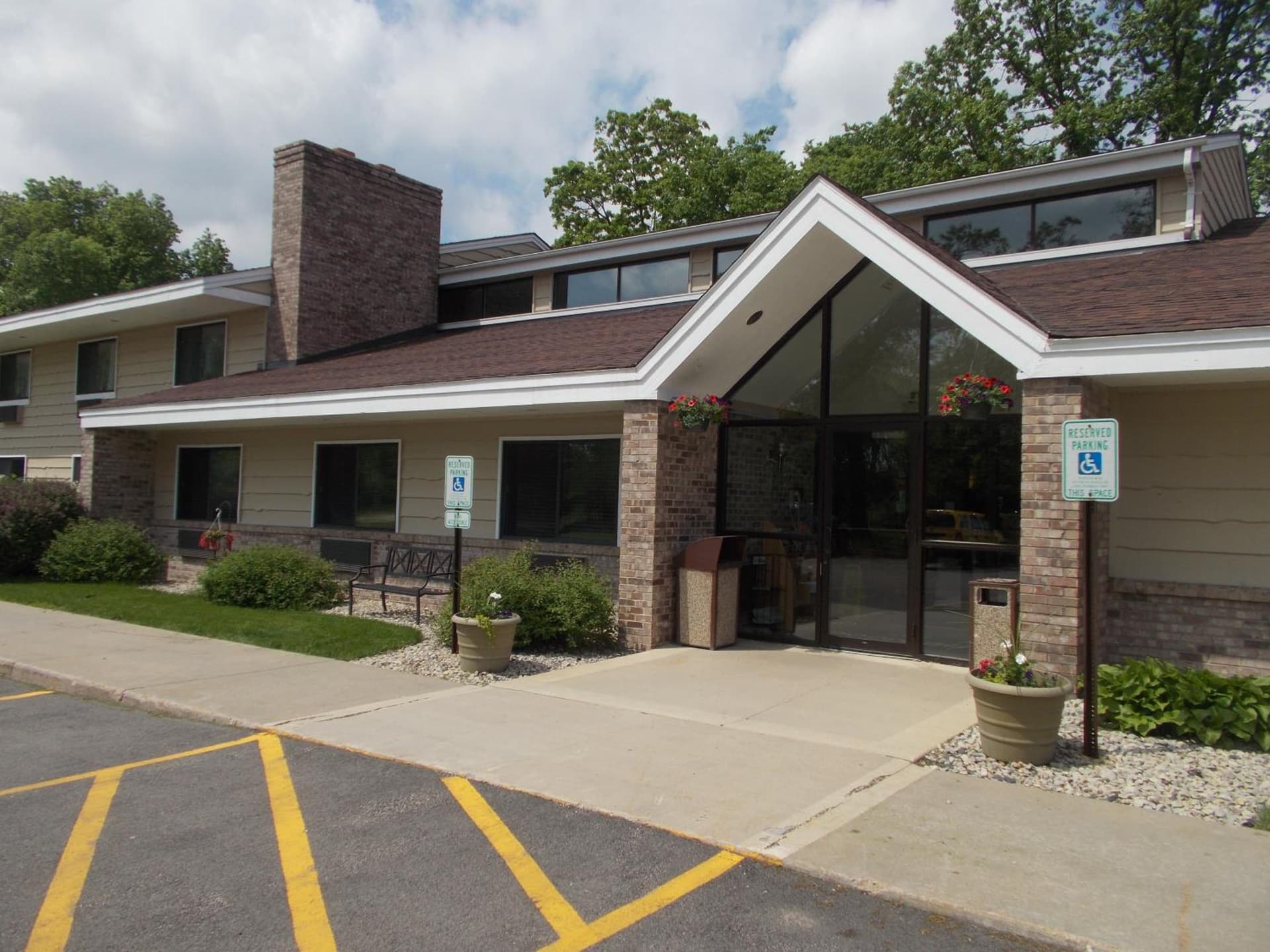 Boarders Inn and Suites by Cobblestone Hotels - Ripon featured exterior or lobby in Ripon, WI — similar hotel