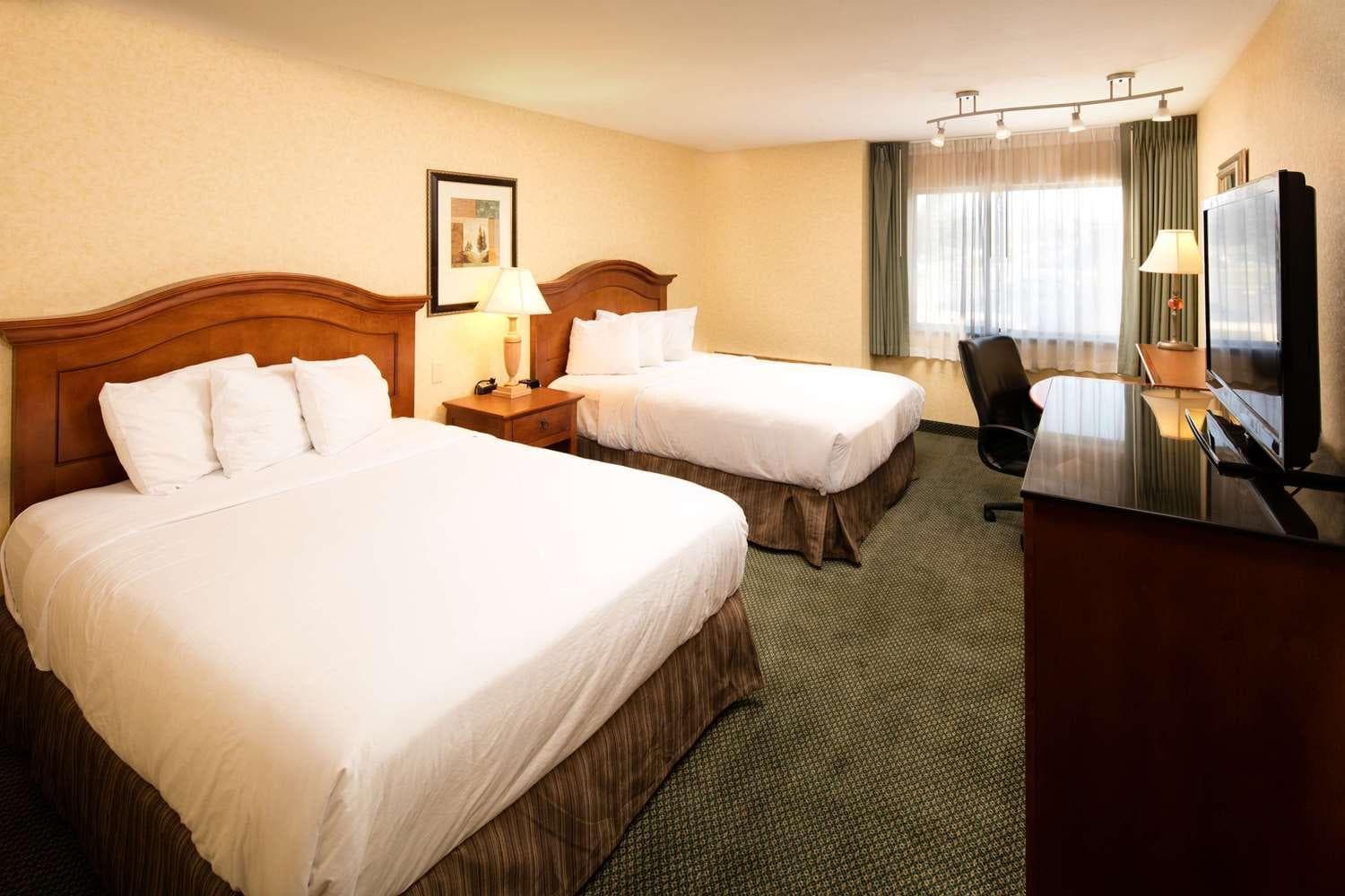 Red Lion Hotel Kennewick Columbia Center gallery photo in Kennewick, WA — image 7