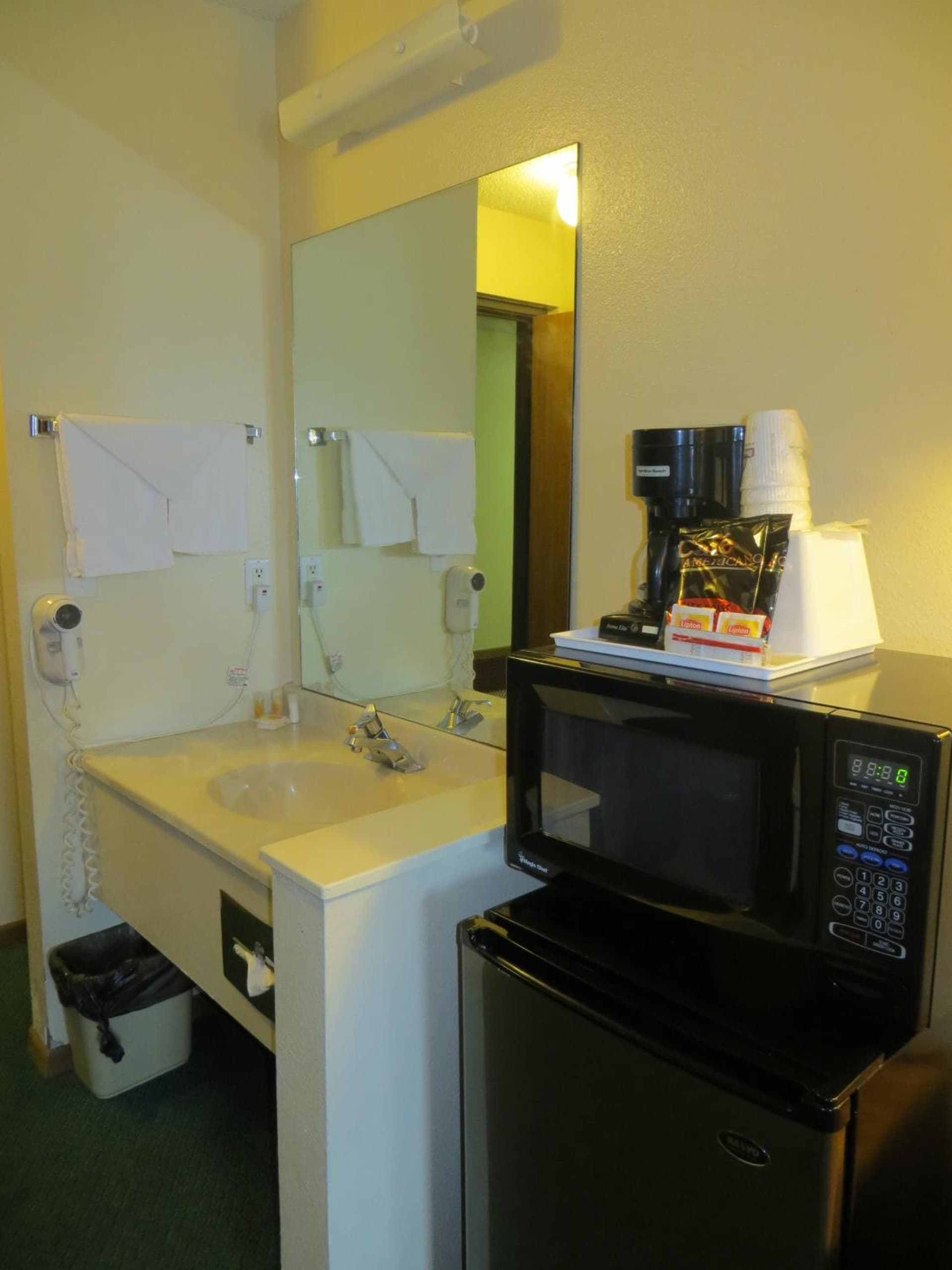 Travelodge by Wyndham Longmont gallery photo in Longmont, CO — image 48