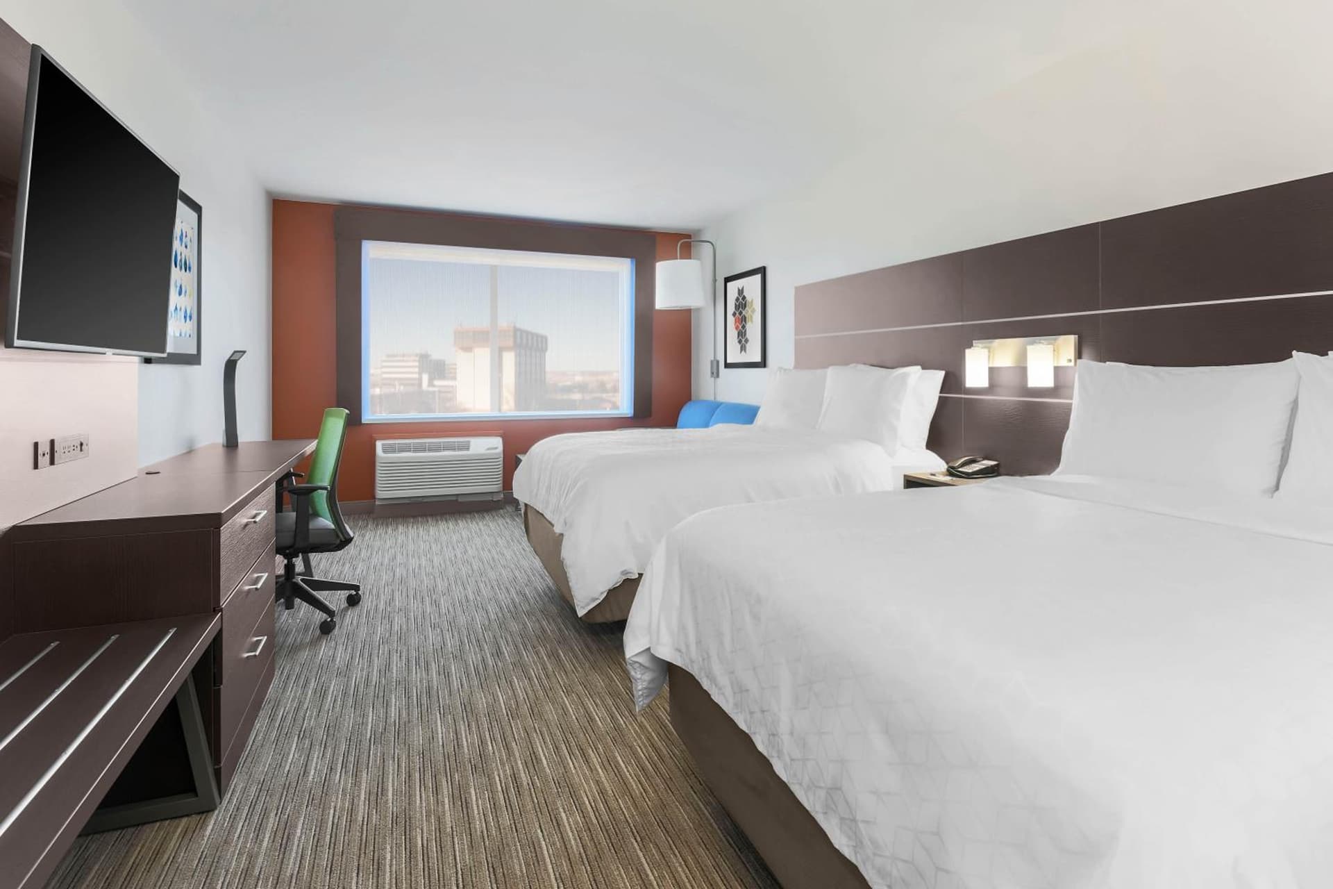 Holiday Inn Express & Suites Chicago O'Hare Airport by IHG gallery photo in Des Plaines, IL — image 21