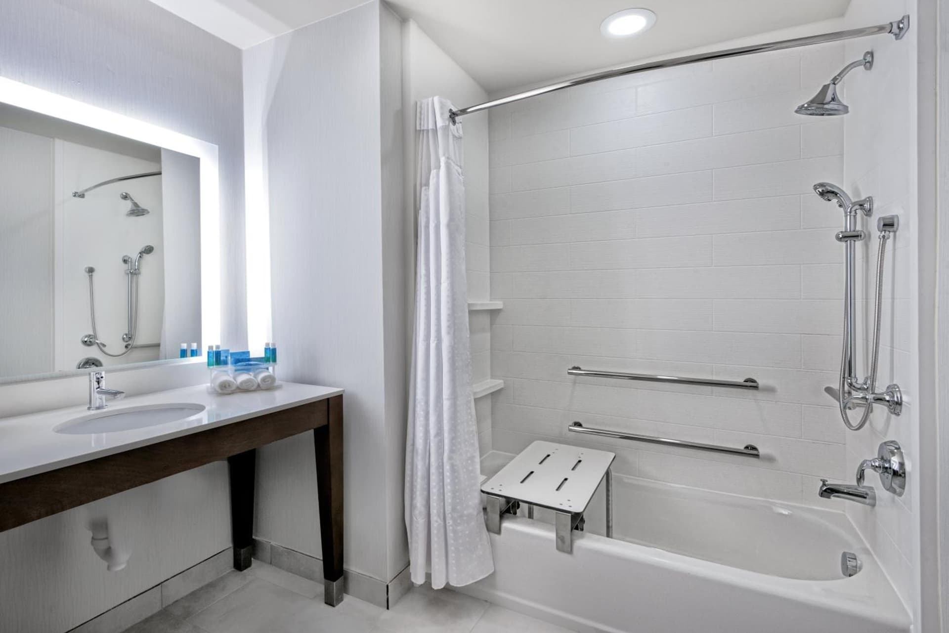 Holiday Inn Express & Suites Austin - Round Rock Area by IHG gallery photo in Round Rock, TX — image 7