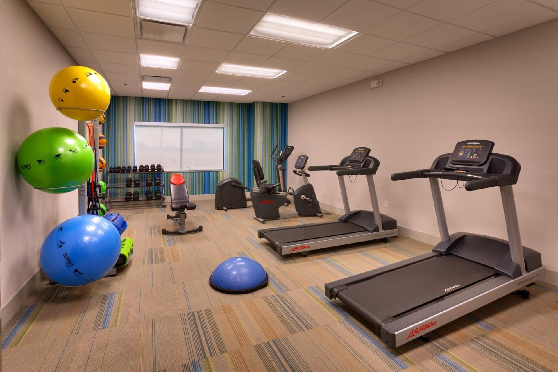 Holiday Inn Express & Suites Phoenix West - Buckeye by IHG gallery photo in Buckeye, AZ — image 39