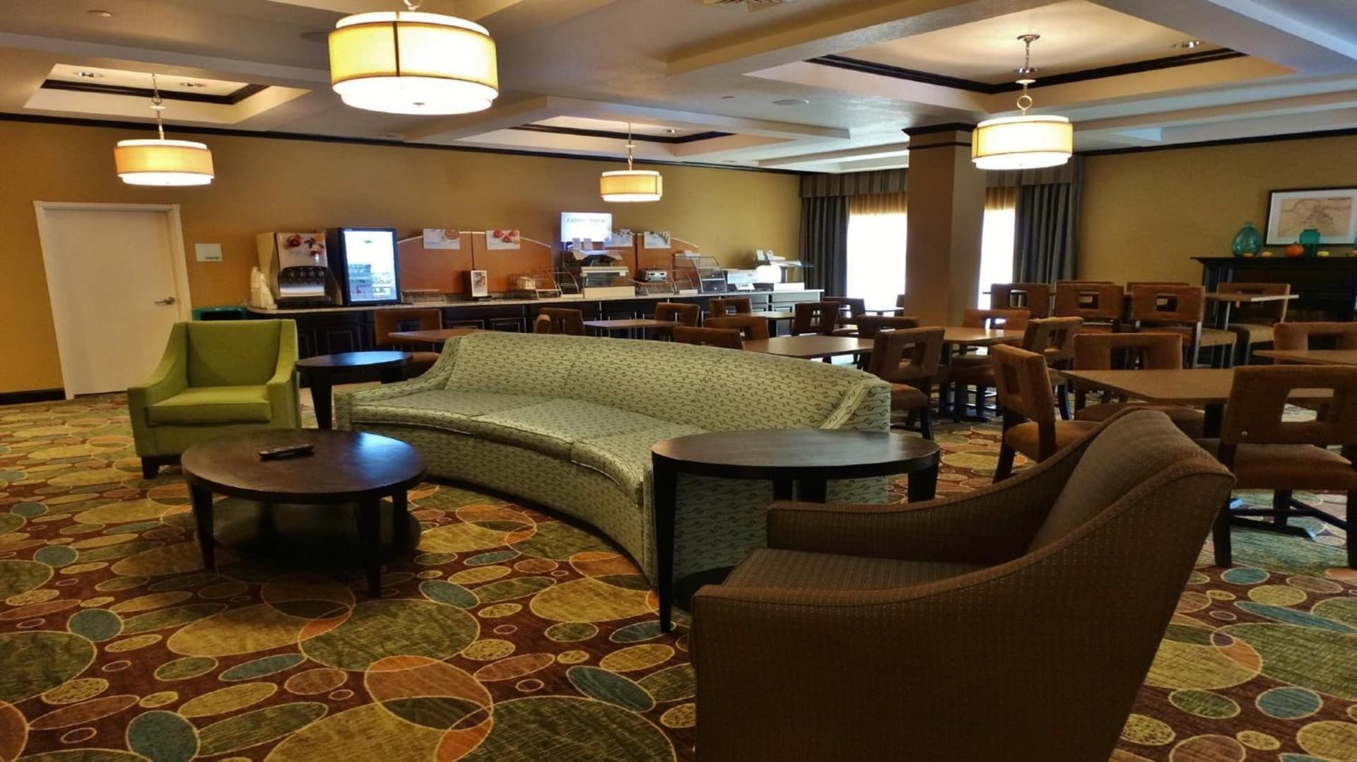 Holiday Inn Express and Suites Montgomery by IHG gallery photo in Montgomery — image 26