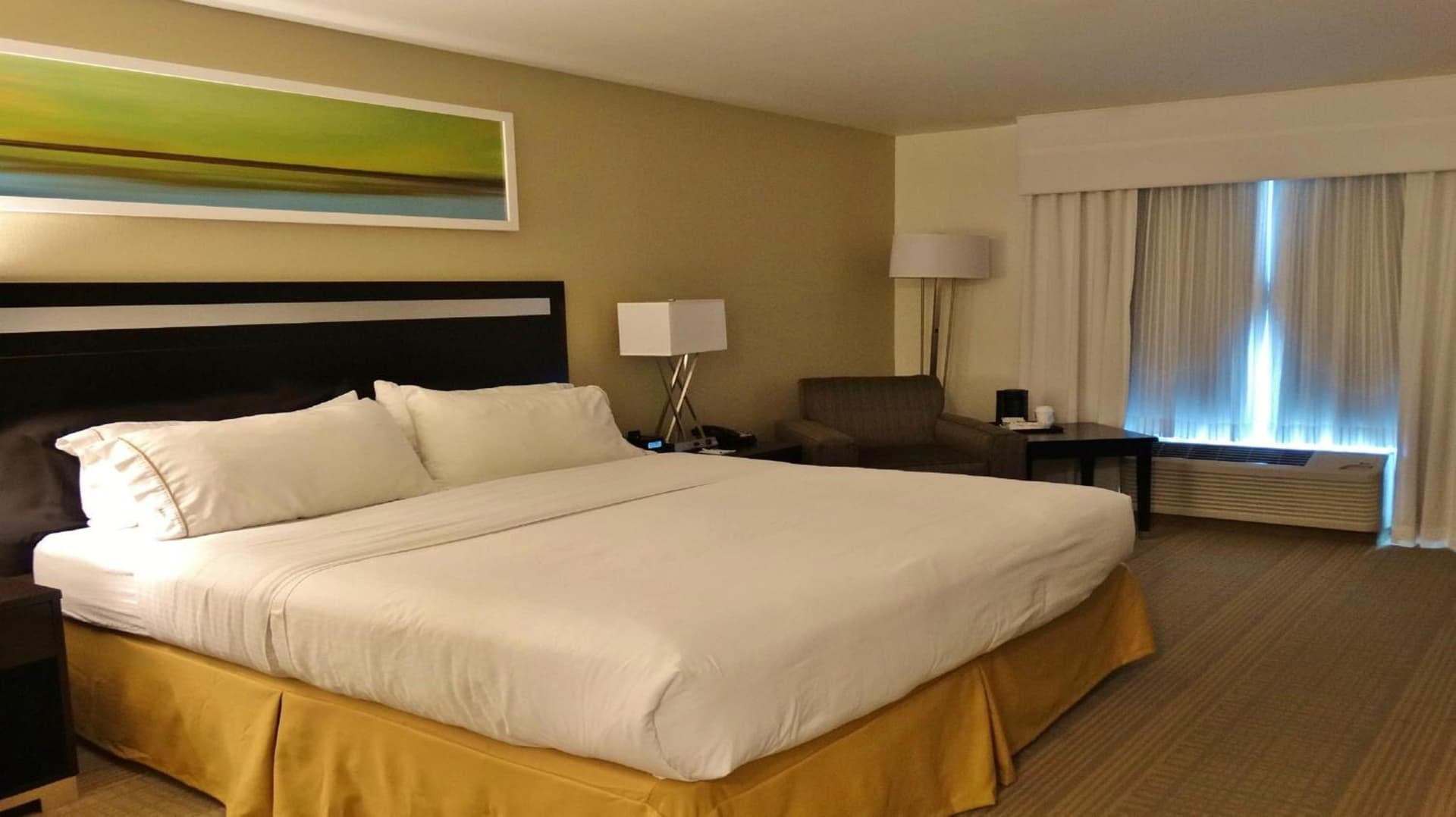 Holiday Inn Express and Suites Montgomery by IHG gallery photo in Montgomery — image 57
