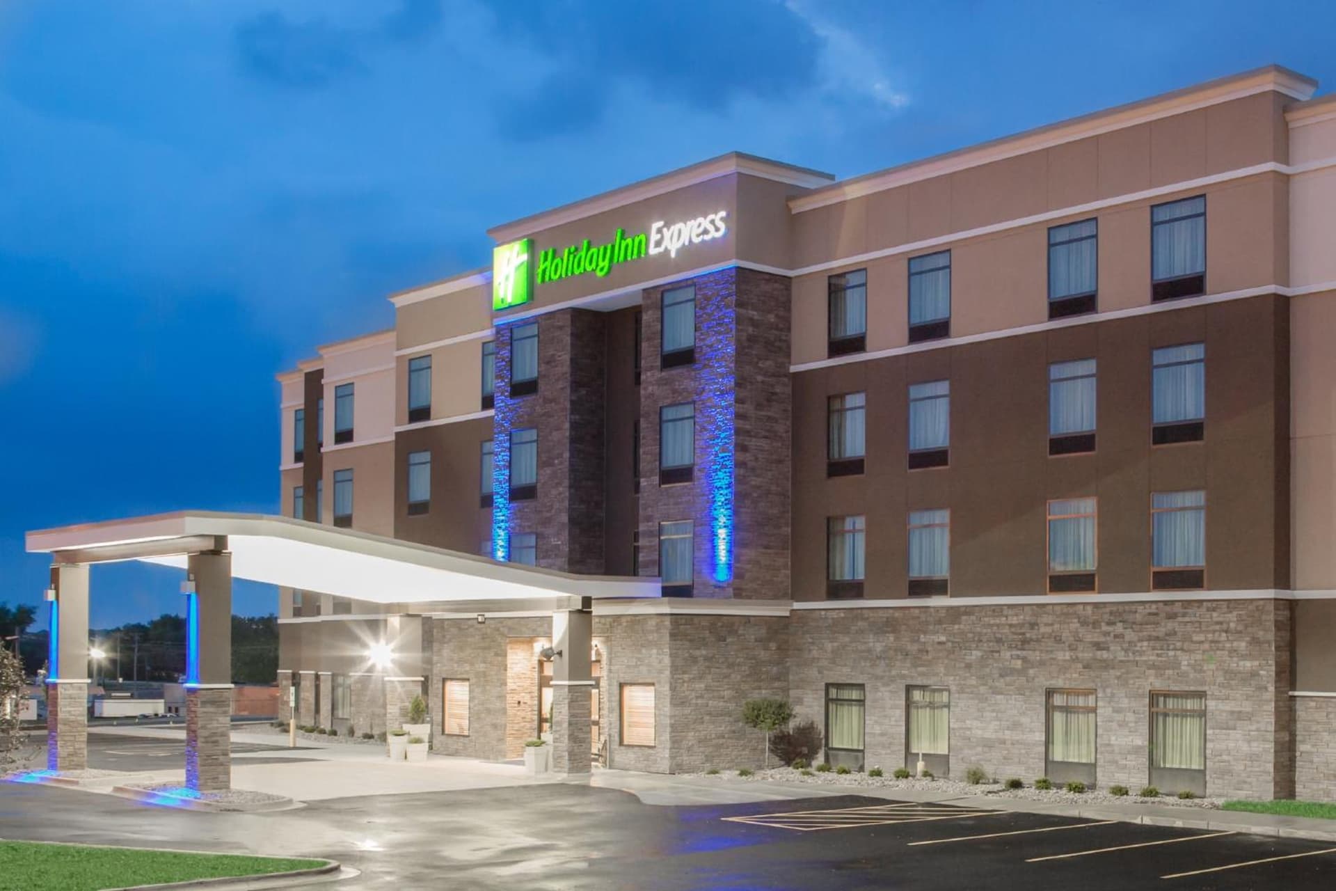 Holiday Inn Express Moline - Quad Cities Area by IHG featured exterior or lobby in Moline, IL — similar hotel