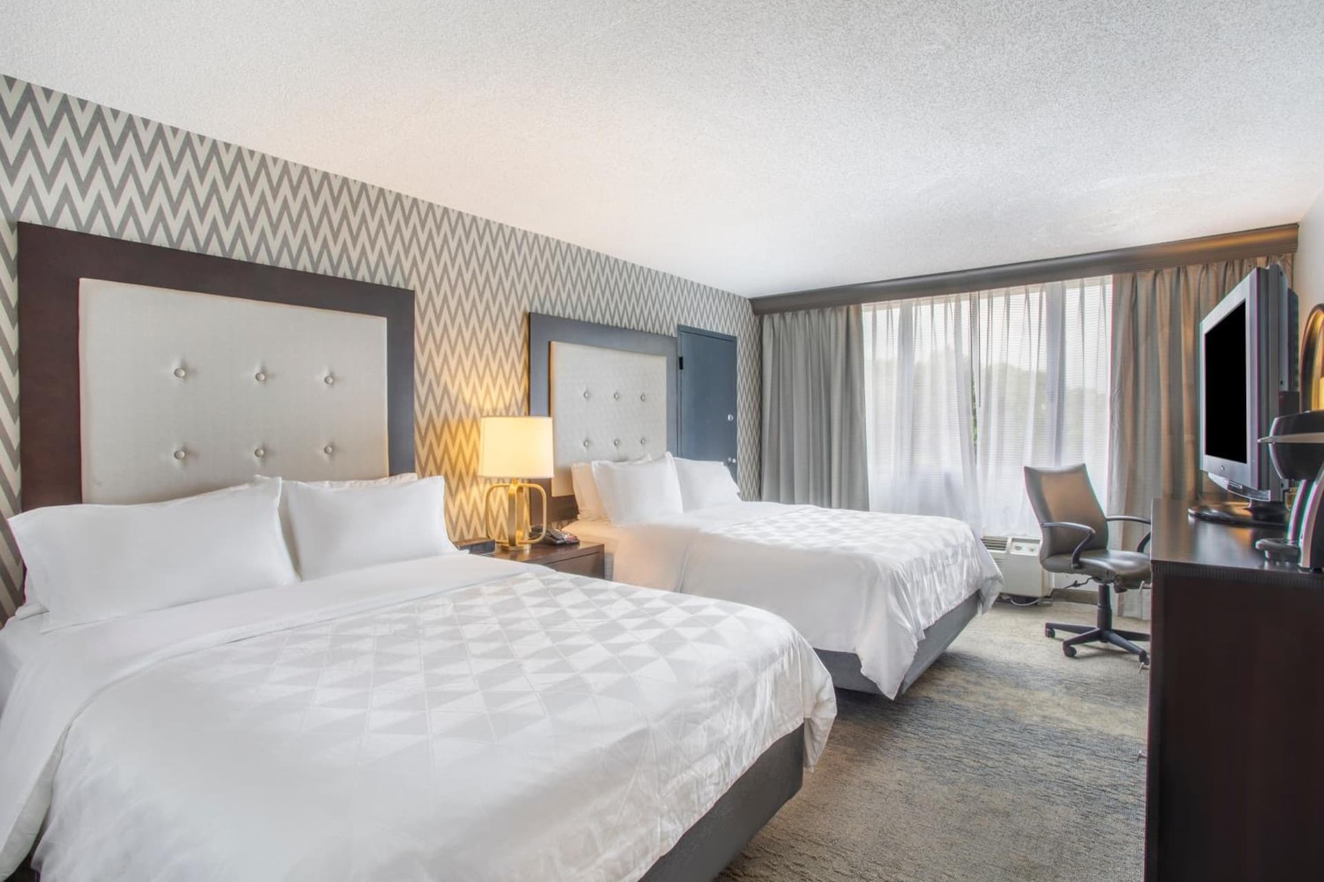 Holiday Inn & Suites Parsippany Fairfield by IHG gallery photo in Parsippany, NJ — image 18