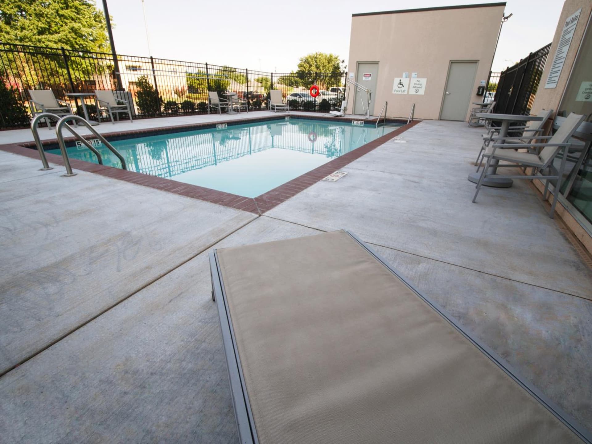 Holiday Inn Express & Suites Moore by IHG gallery photo in Moore, OK — image 15