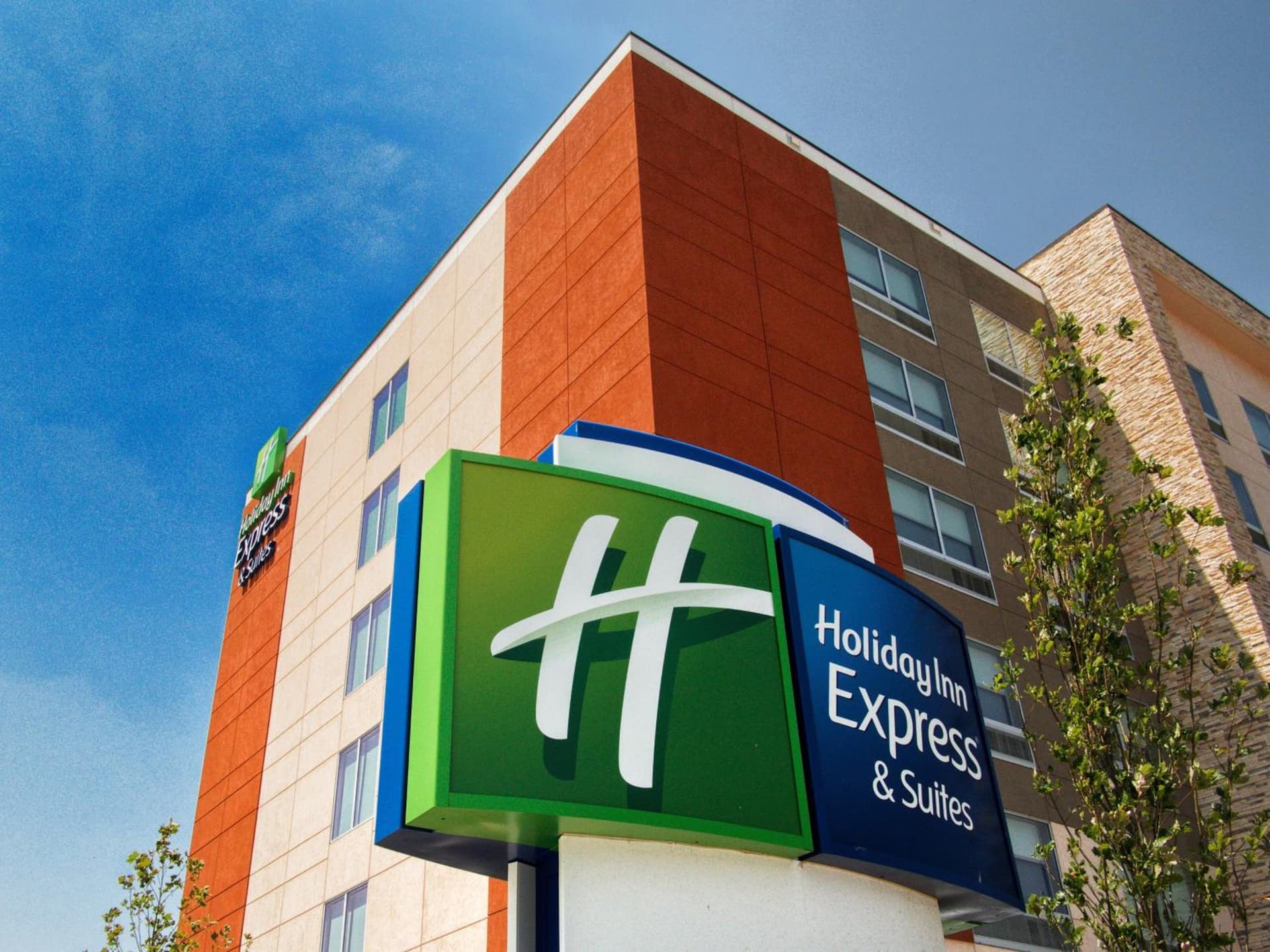 Holiday Inn Express & Suites Moore by IHG gallery photo in Moore, OK — image 67