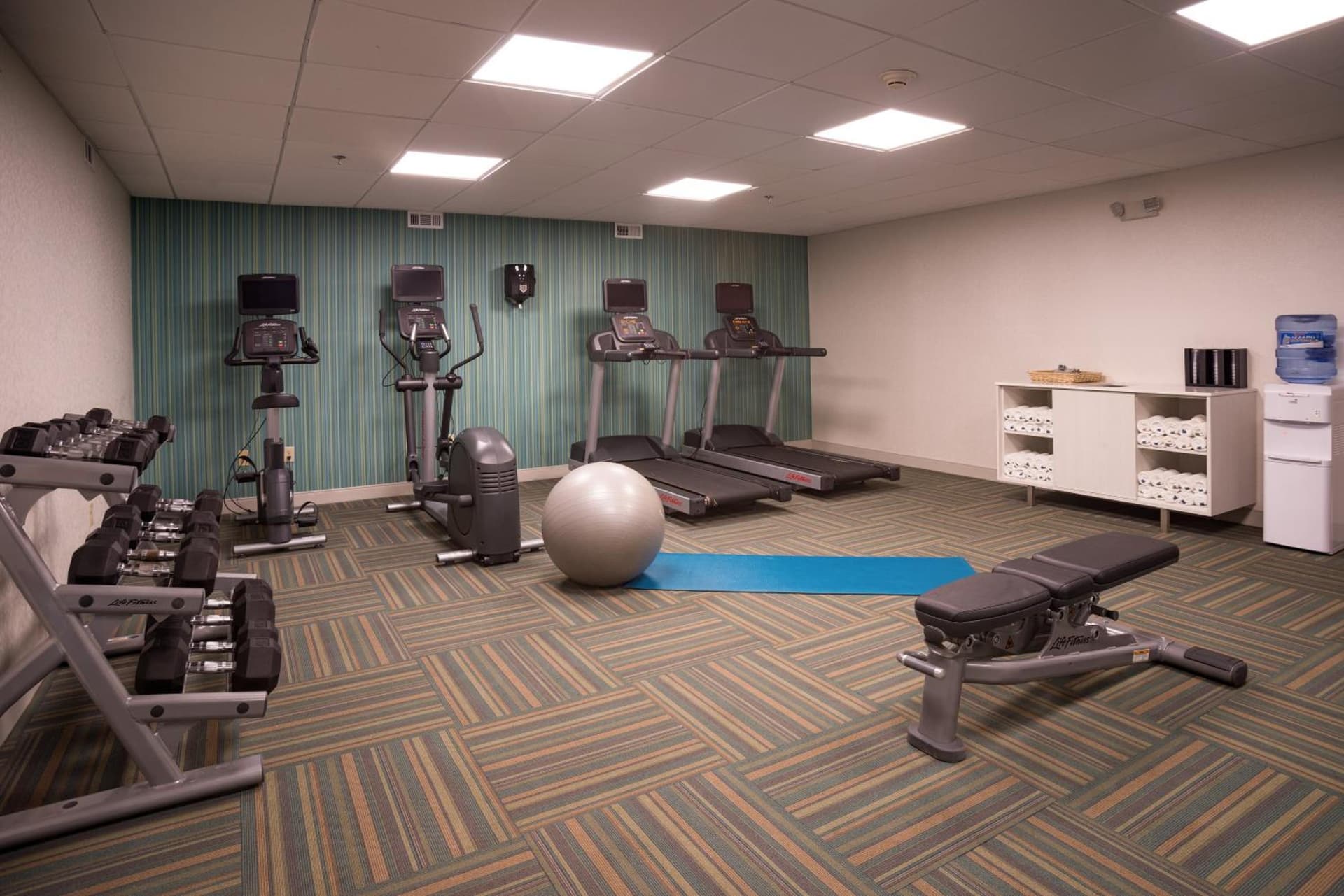 Holiday Inn Express Branford-New Haven by IHG gallery photo in Branford, CT — image 14