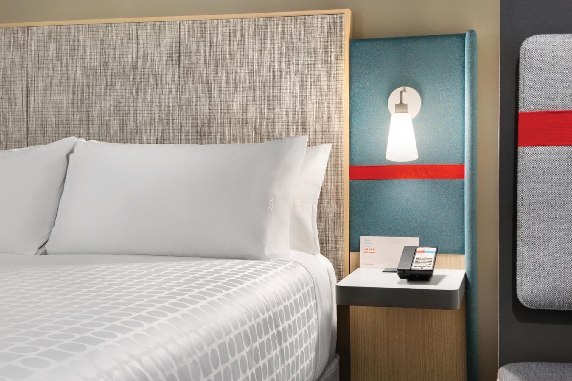 avid hotel Oklahoma City - Quail Springs by IHG gallery photo in Oklahoma City, OK — image 4