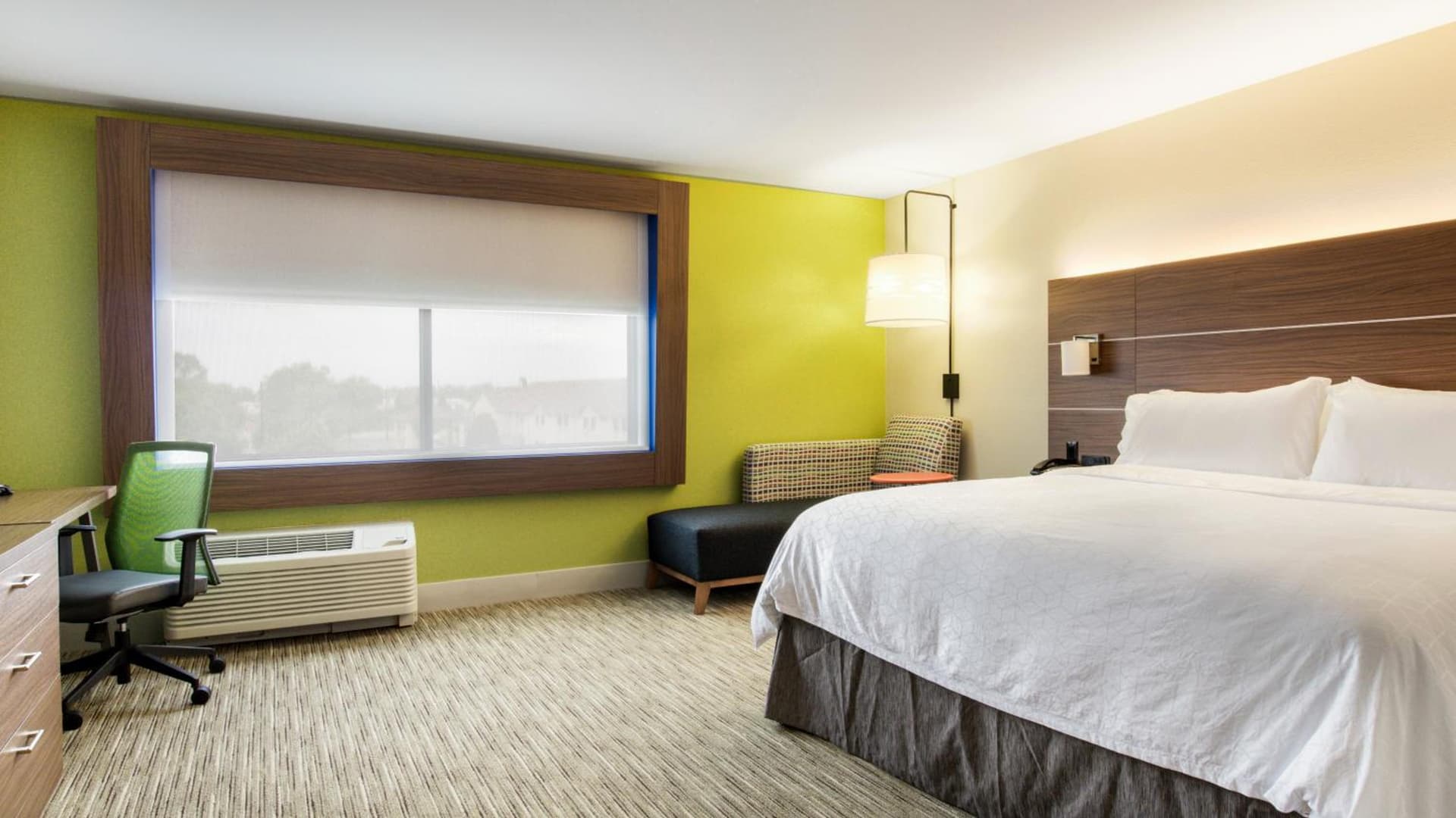 Holiday Inn Express & Suites Racine by IHG gallery photo in Racine, WI — image 13
