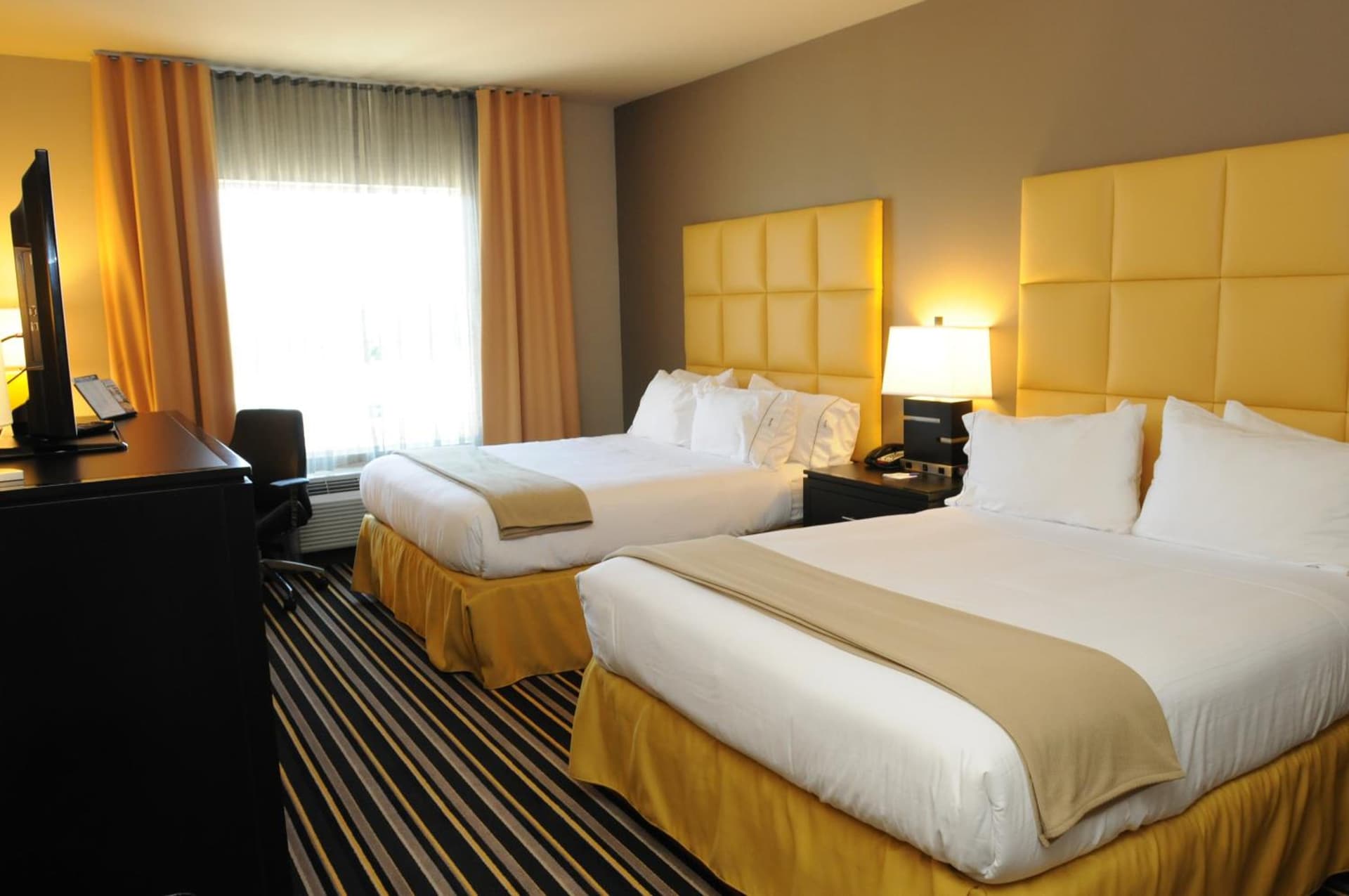 Holiday Inn Express Covington-Madisonville by IHG property views in Covington, LA — gallery photo 3