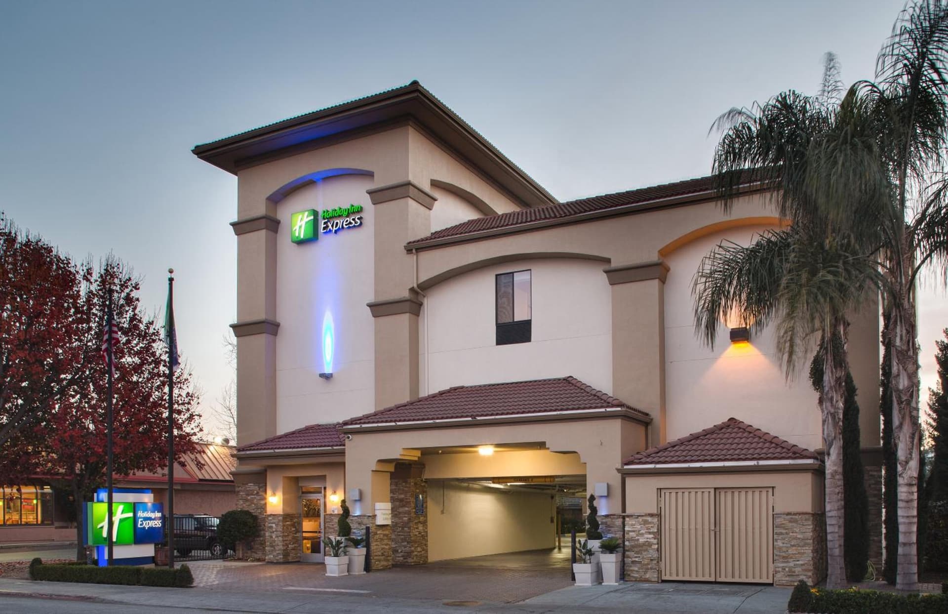 Holiday Inn Express Redwood City Central by IHG — hotel in Redwood City, California