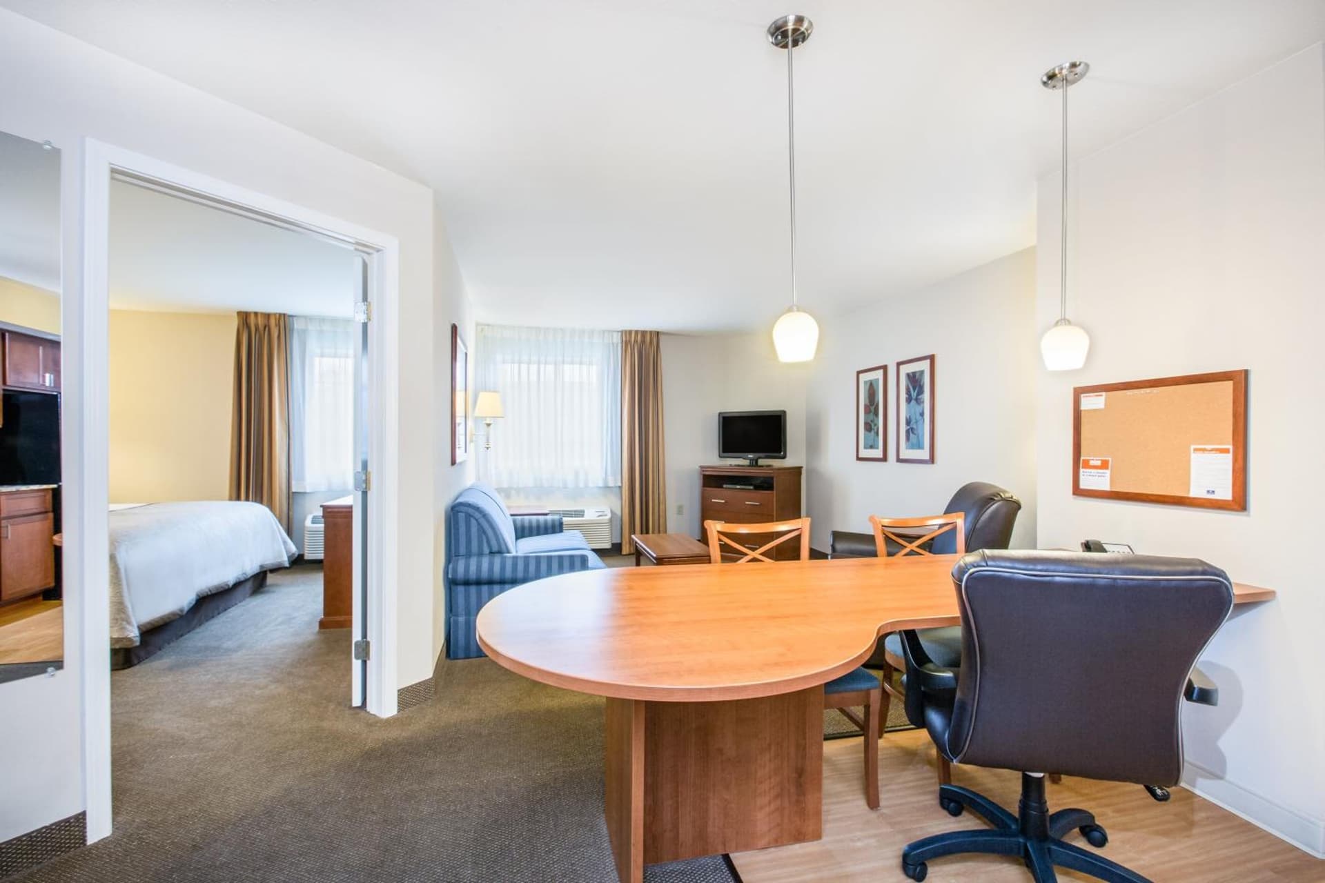 Candlewood Suites Pittsburgh-Cranberry by IHG interior in Cranberry Township — gallery photo 2