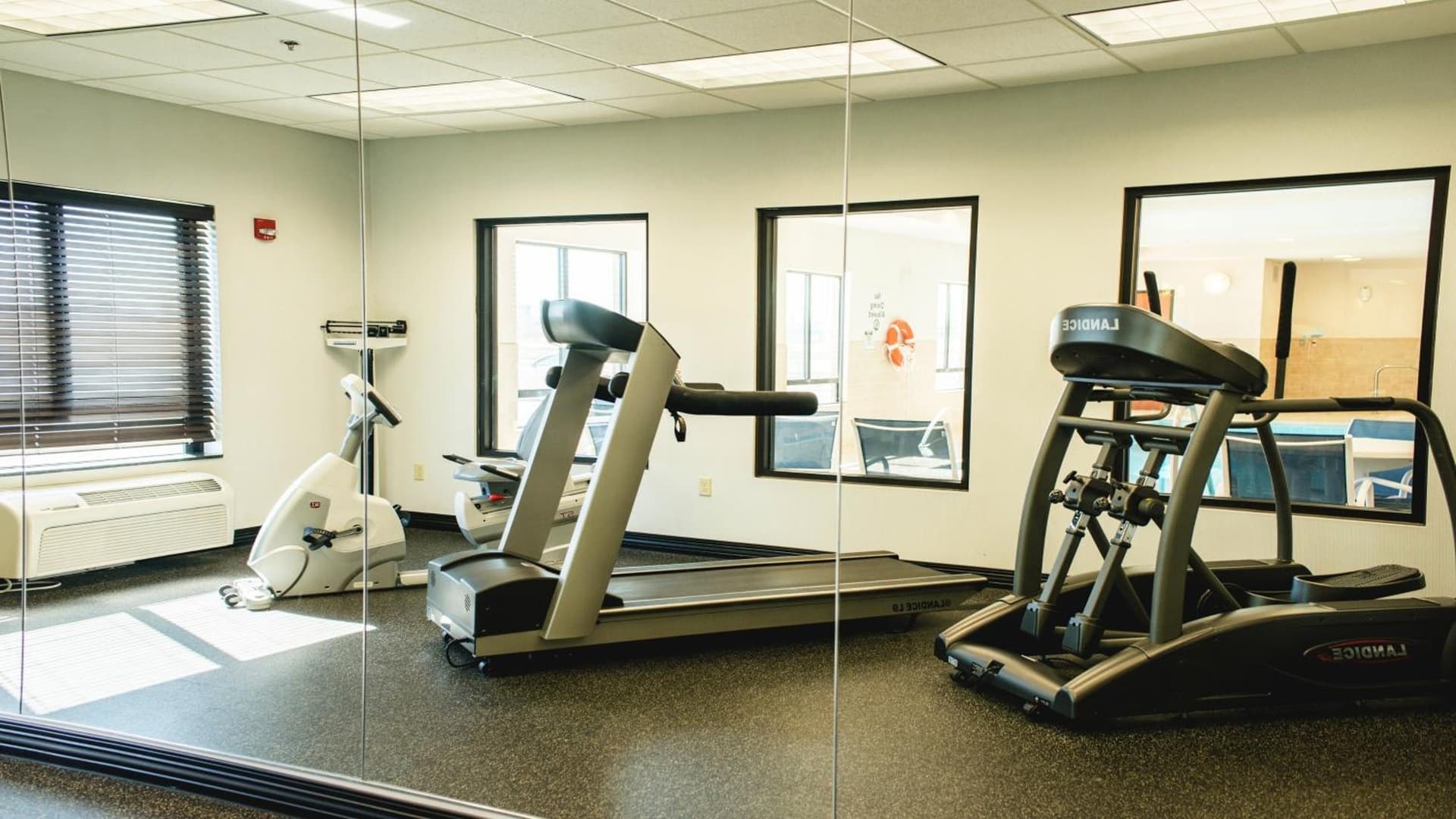 Holiday Inn Express & Suites Morton Peoria Area by IHG gallery photo in Morton, IL — image 5