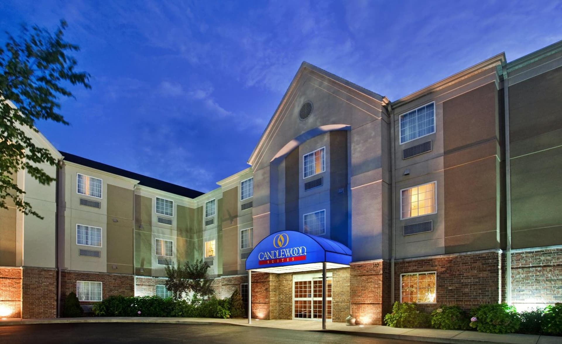 Candlewood Suites St. Robert by IHG featured exterior or lobby in Saint Robert, MO — similar hotel