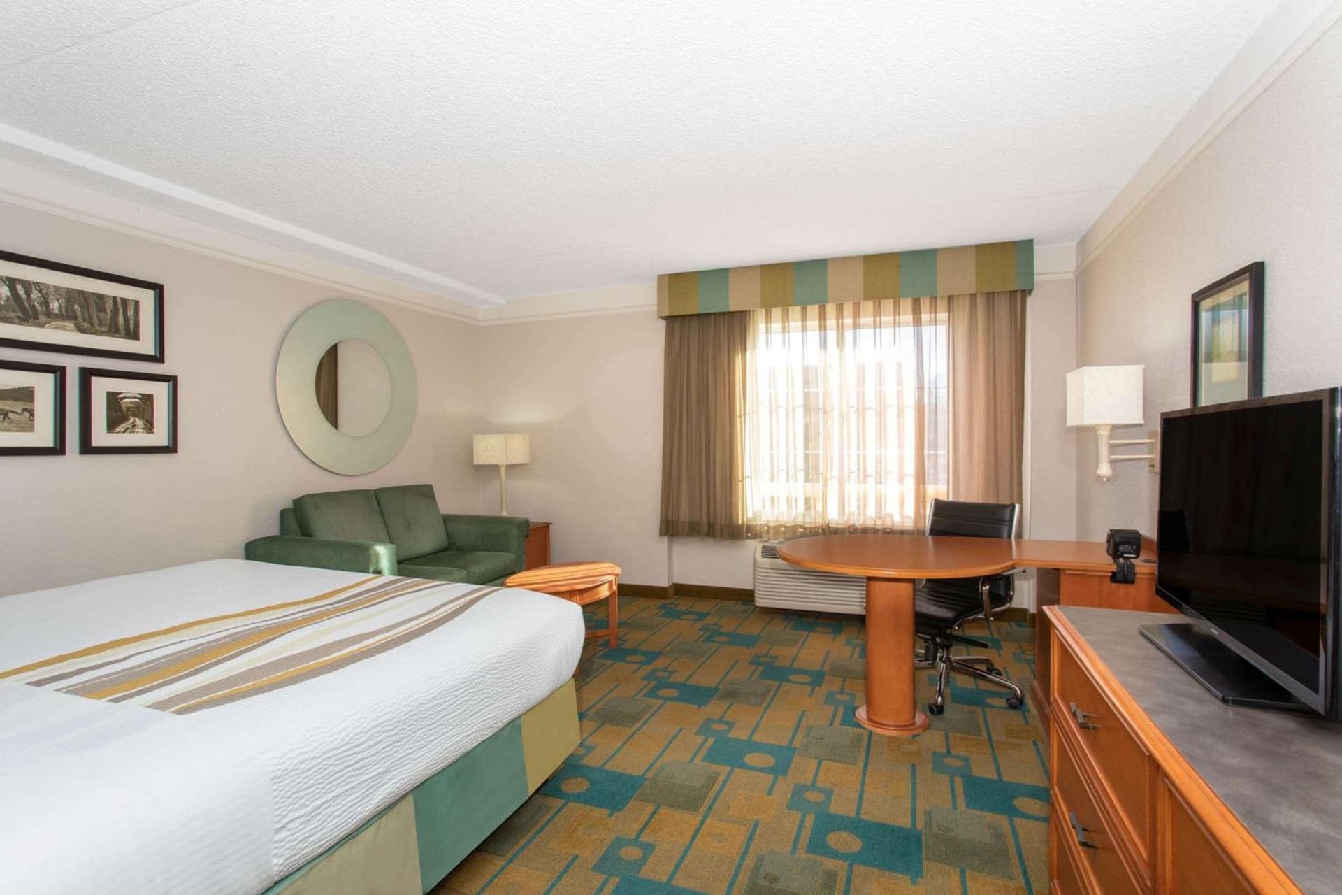 La Quinta by Wyndham Denver Southwest Lakewood gallery photo in Lakewood, CO — image 11