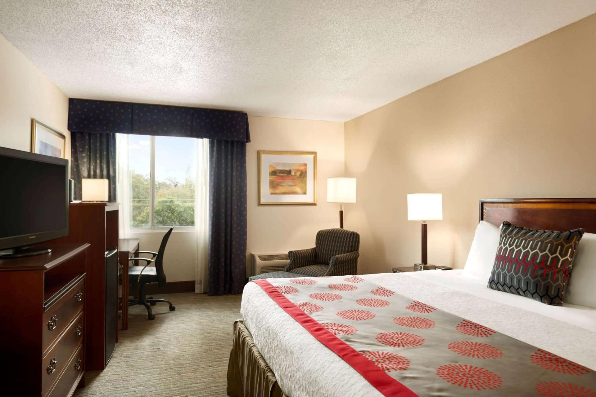 Wyndham Garden Tallahassee Capitol Near FSU gallery photo in Tallahassee, FL — image 65
