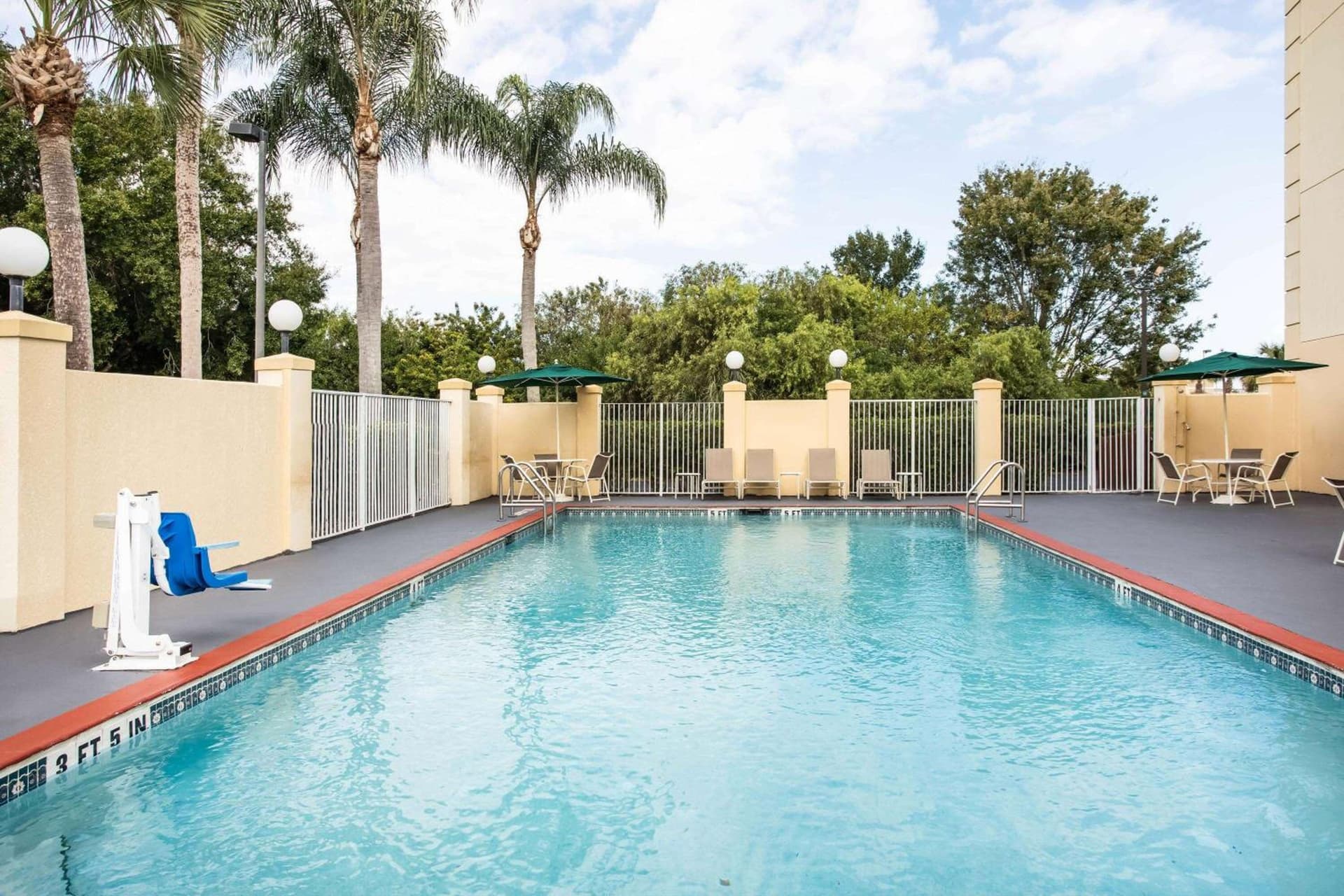 La Quinta by Wyndham Melbourne Viera gallery photo in Melbourne, FL — image 23
