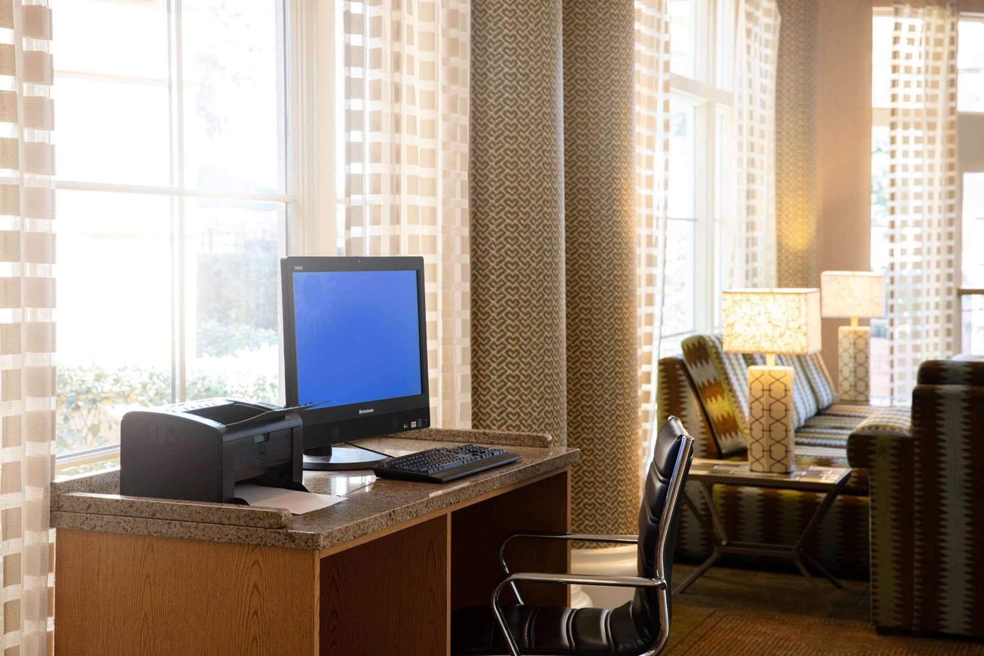 La Quinta Inn and Suites by Wyndham, Ocala gallery photo in Ocala, FL — image 21