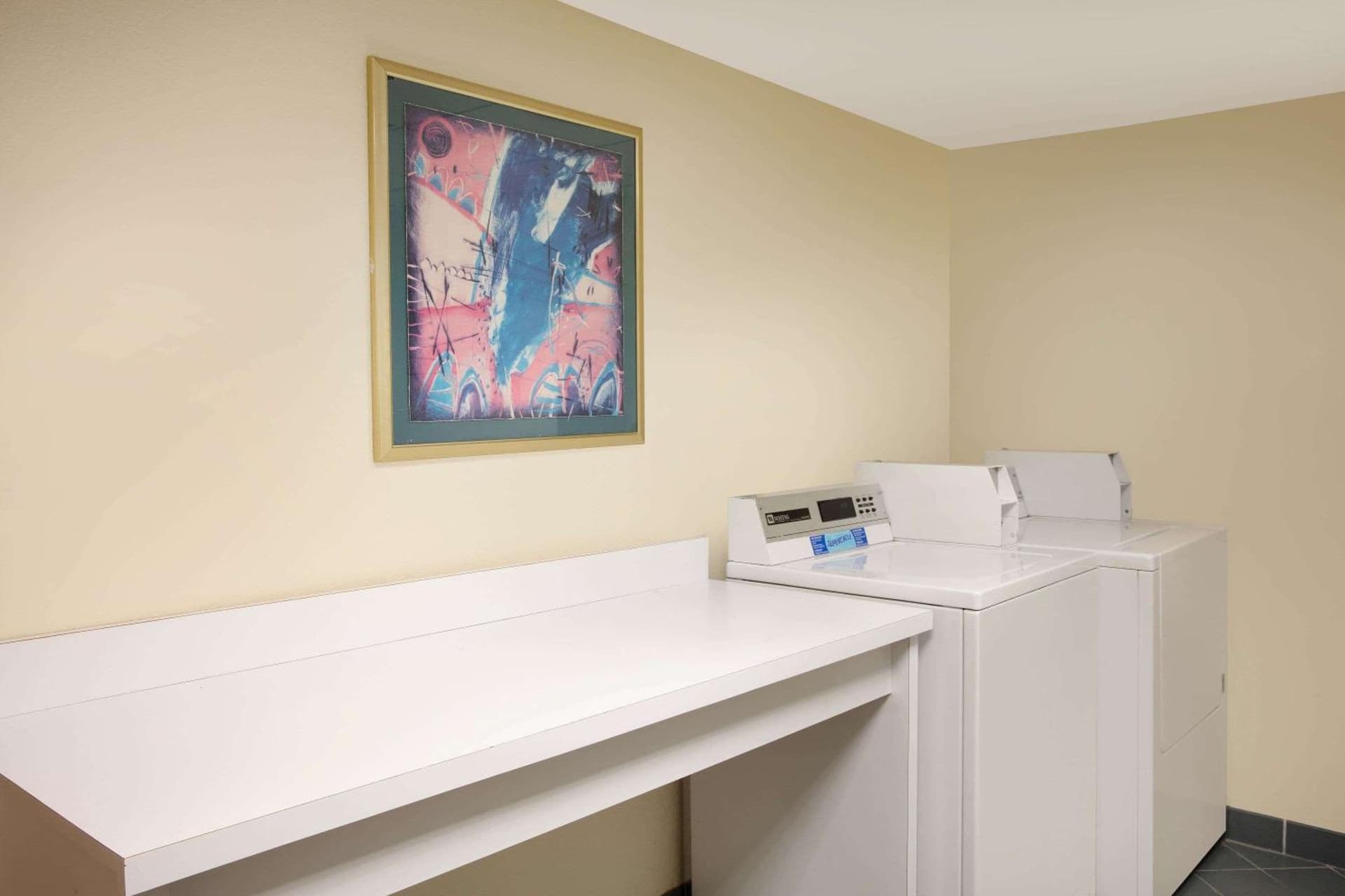 La Quinta Inn and Suites by Wyndham, Ocala property views in Ocala, FL — gallery photo 3