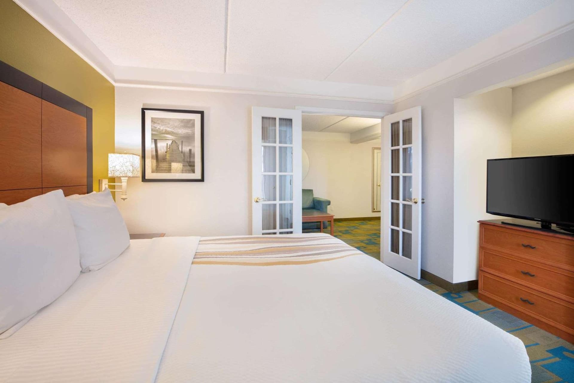 La Quinta Inn and Suites by Wyndham, Ocala gallery photo in Ocala, FL — image 14