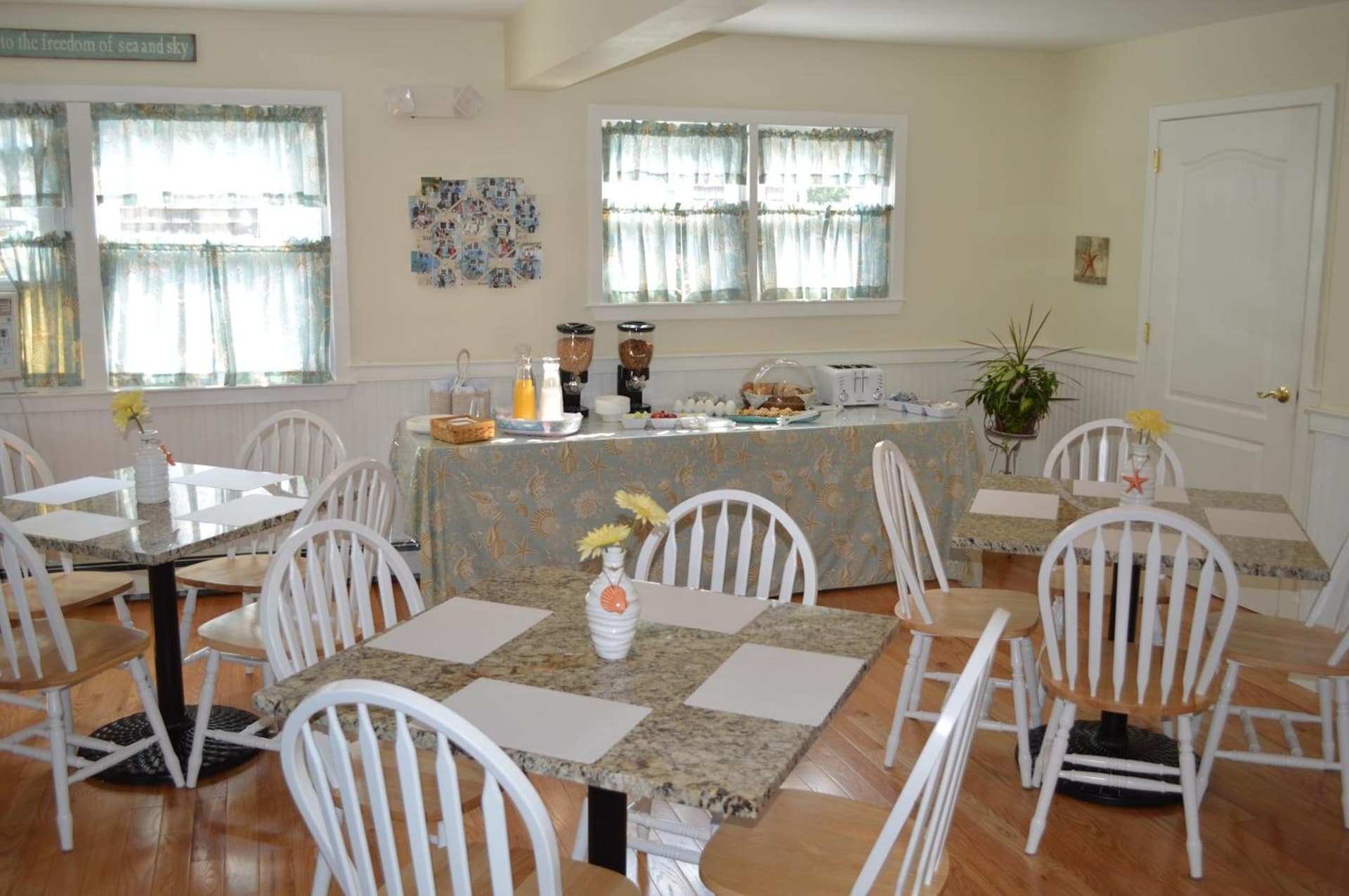 The Escape Inn gallery photo in South Yarmouth, MA — image 90