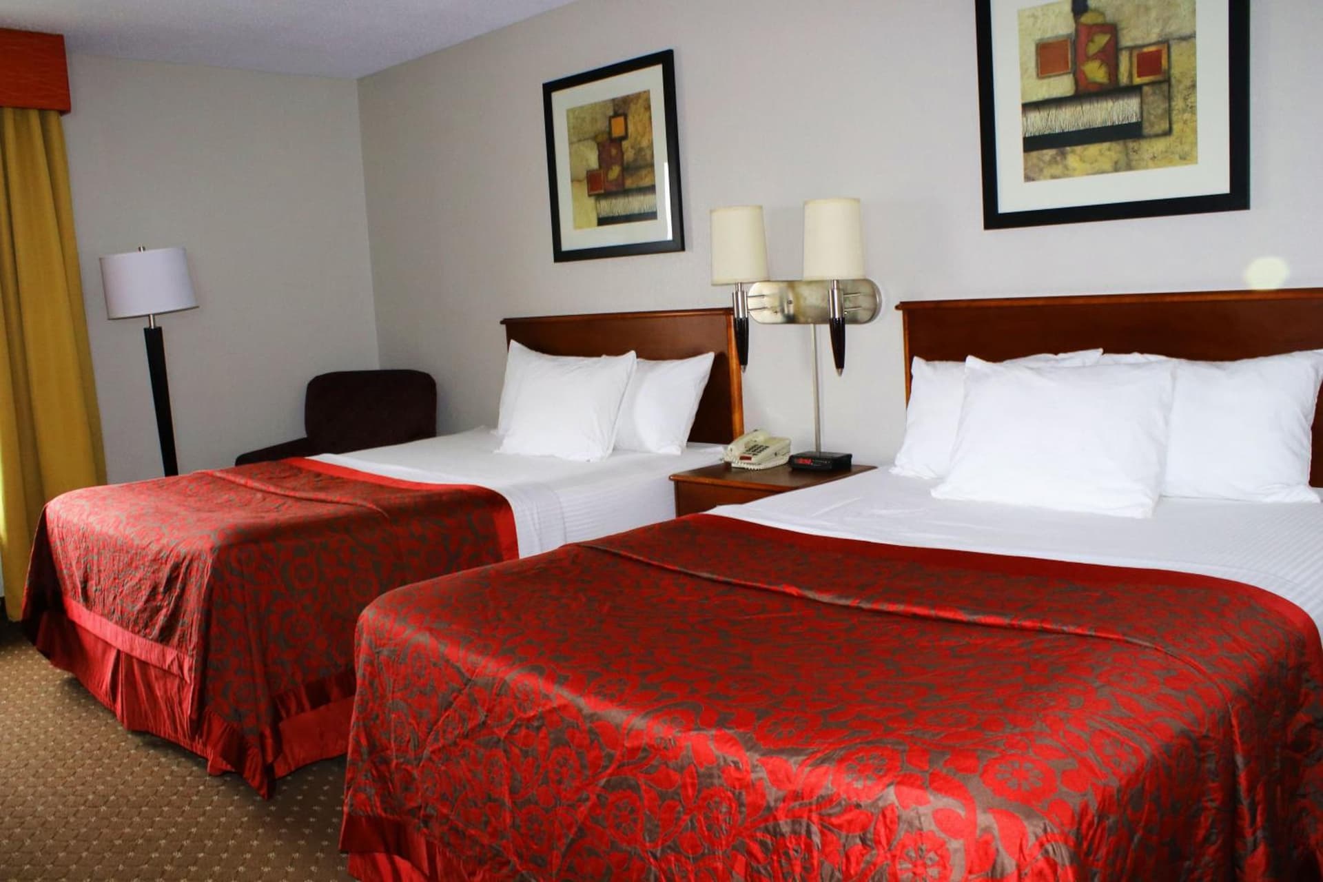 Days Inn & Suites by Wyndham Bloomington/Normal IL gallery photo in Bloomington, IL — image 28