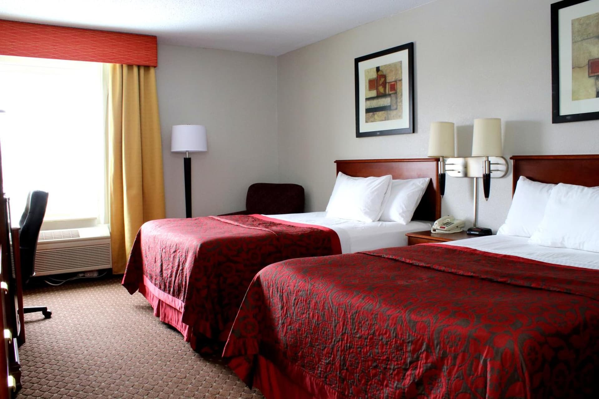 Days Inn & Suites by Wyndham Bloomington/Normal IL gallery photo in Bloomington, IL — image 15
