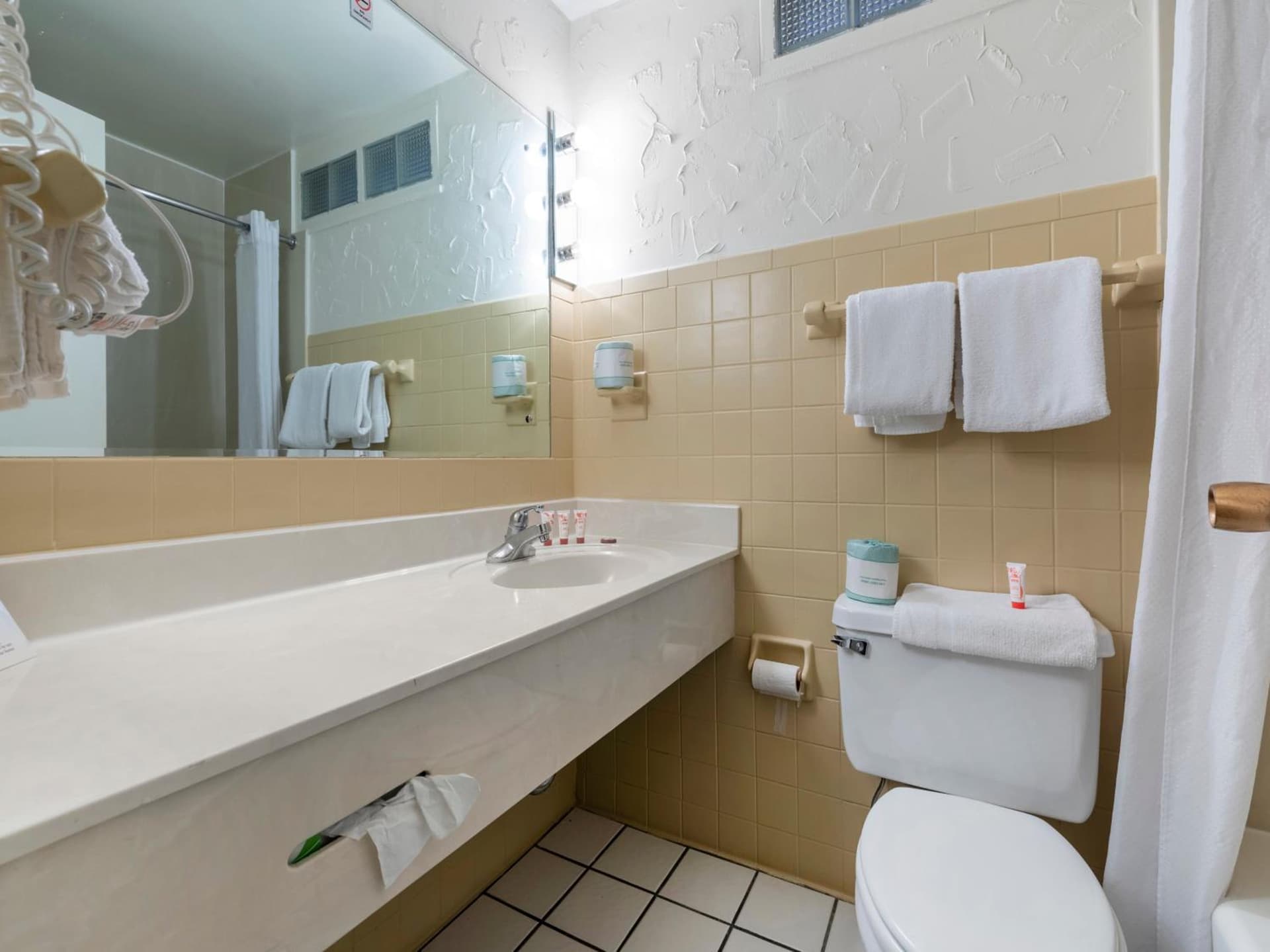 Mansion View Inn & Suites gallery photo in Springfield, IL — image 65