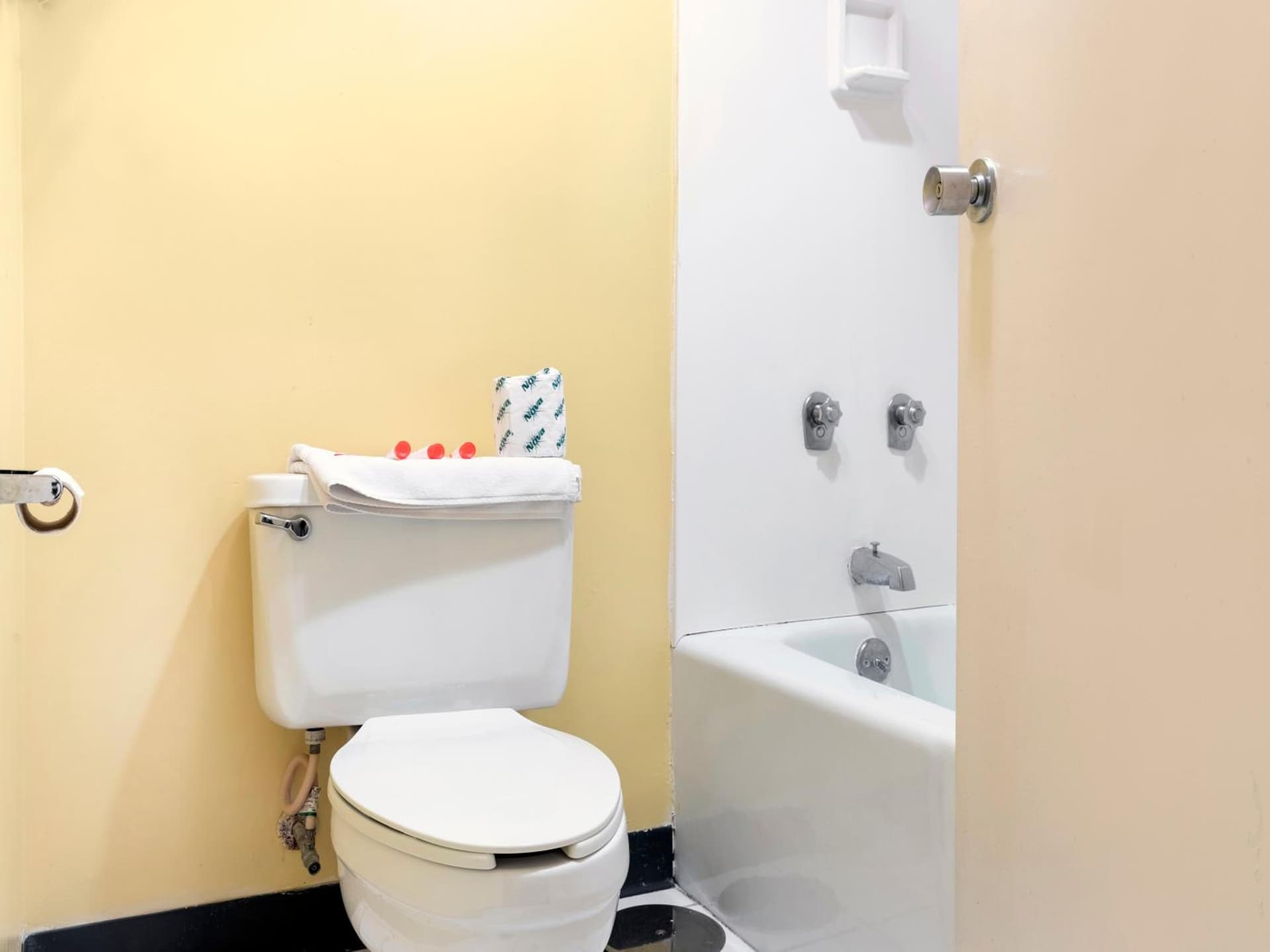 Mansion View Inn & Suites gallery photo in Springfield, IL — image 11