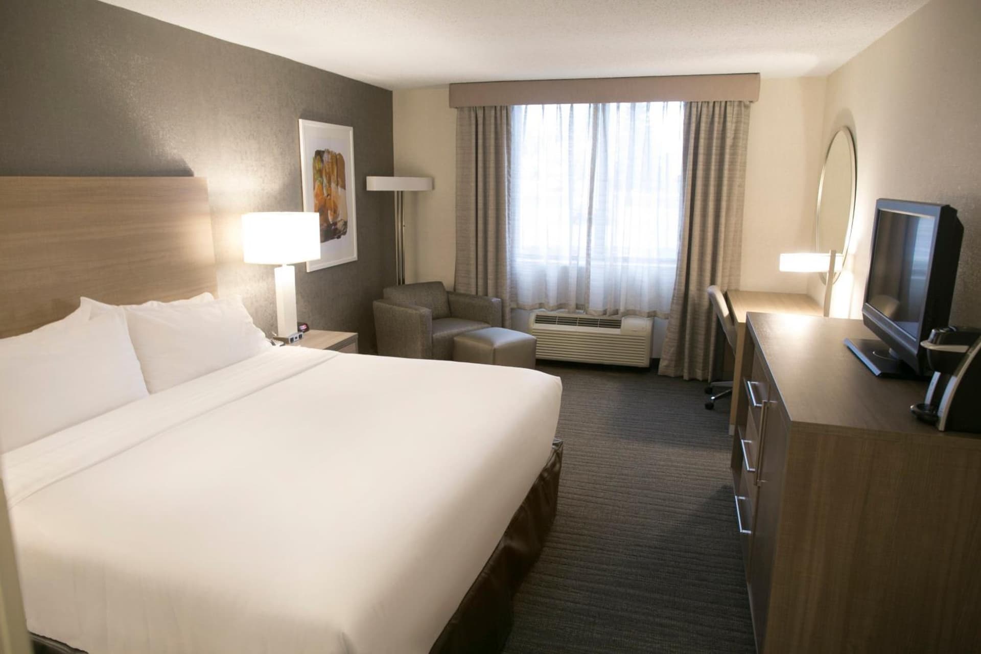 Holiday Inn Fargo by IHG gallery photo in Fargo, ND — image 61