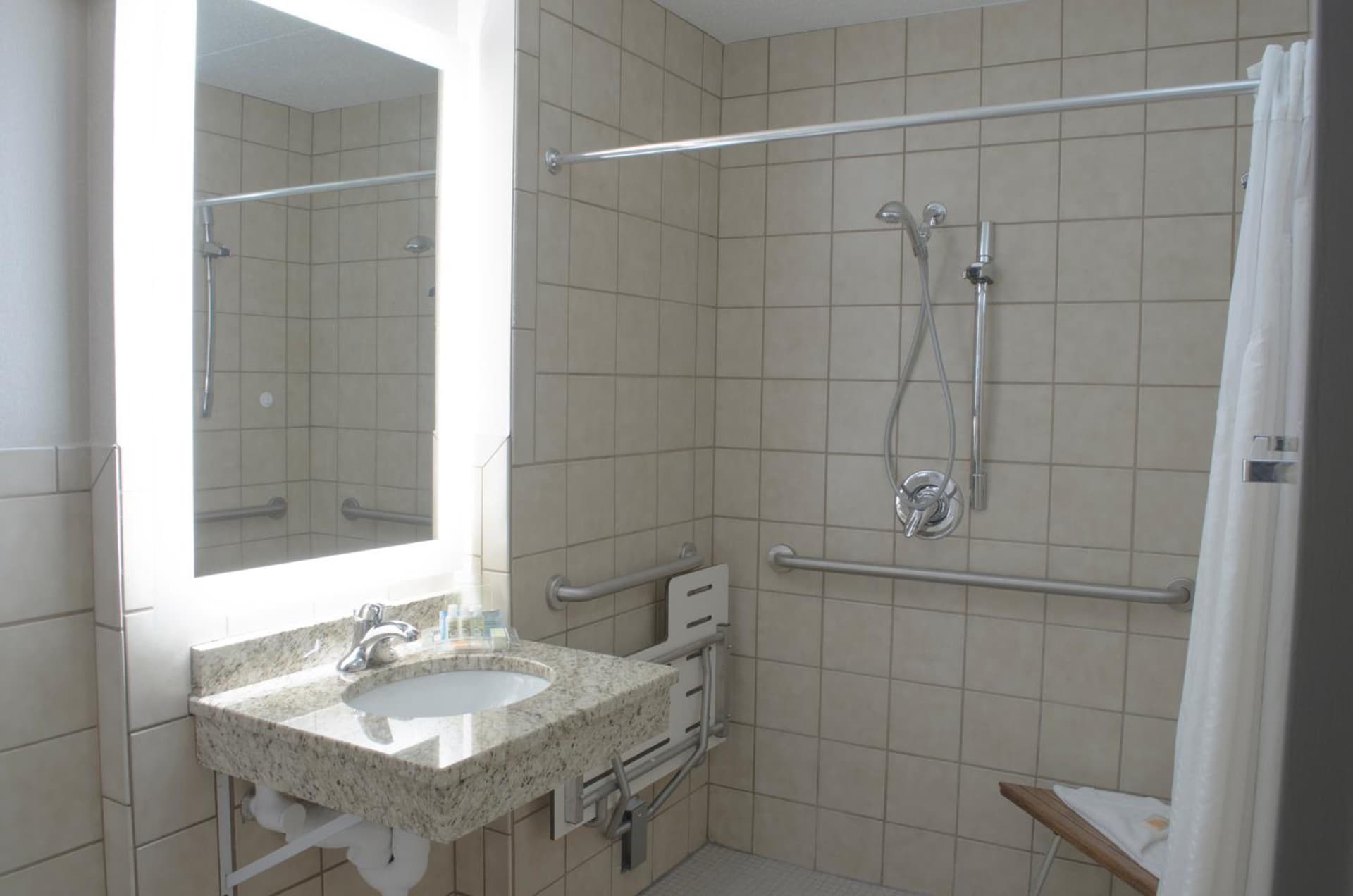 Holiday Inn Fargo by IHG gallery photo in Fargo, ND — image 41