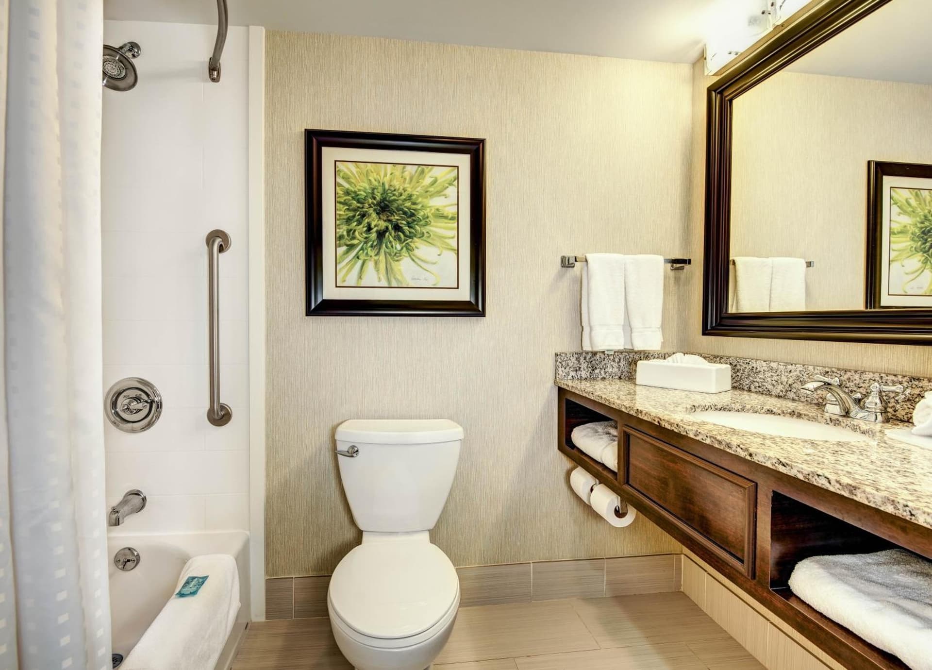 Holiday Inn Express - Neptune by IHG gallery photo in Neptune City, NJ — image 28