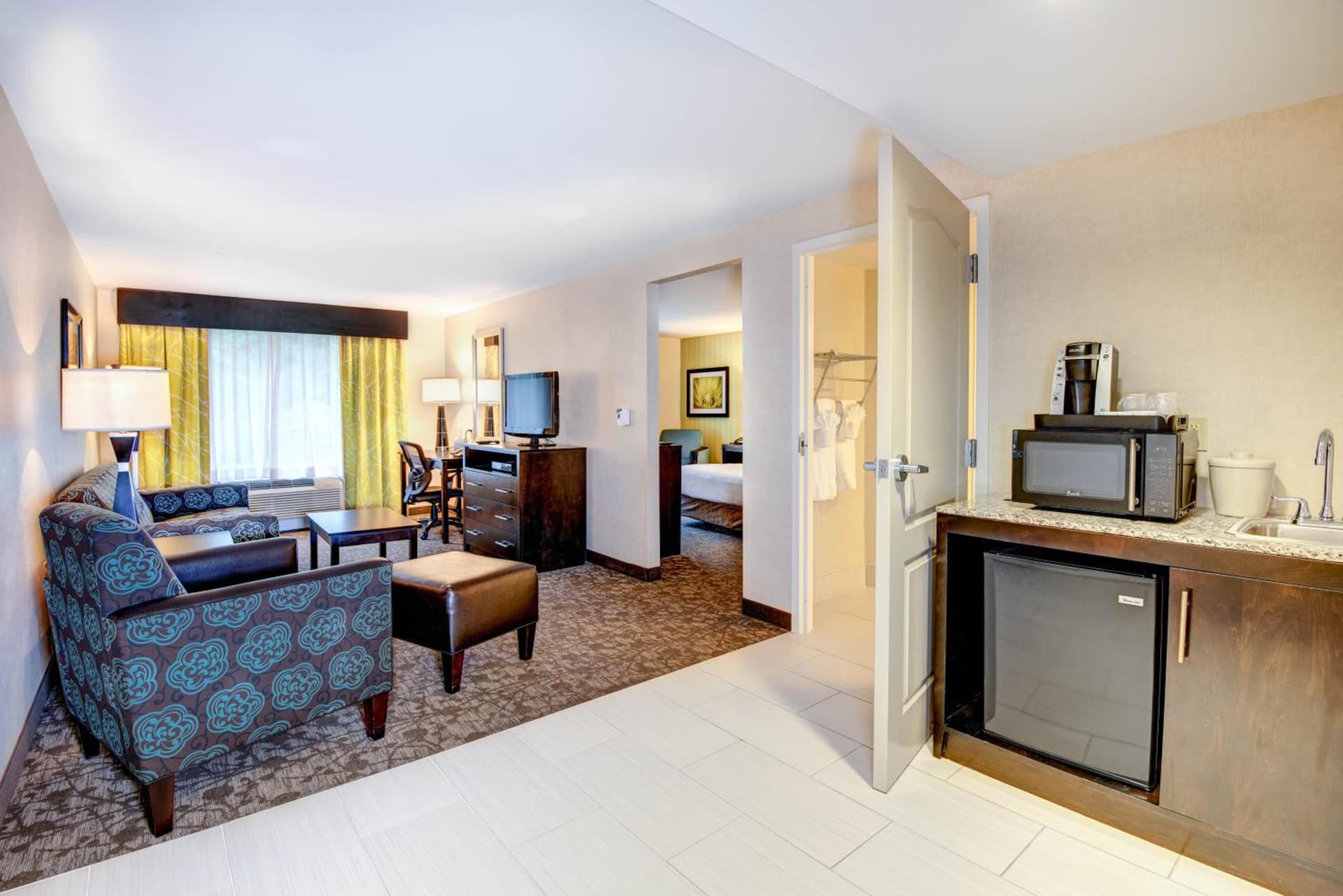 Holiday Inn Express - Neptune by IHG gallery photo in Neptune City, NJ — image 39