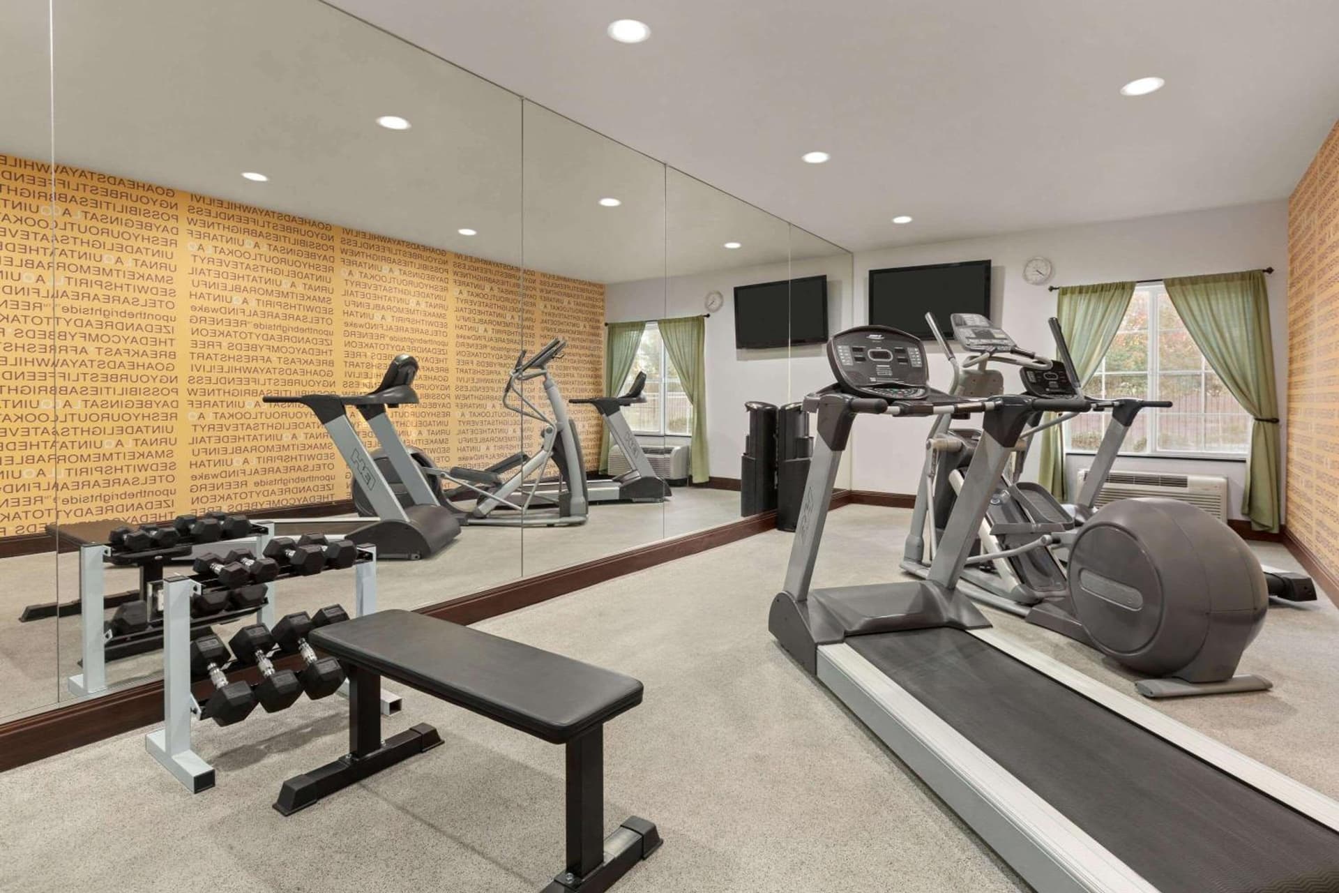 La Quinta by Wyndham Fresno Northwest gallery photo in Fresno, CA — image 32