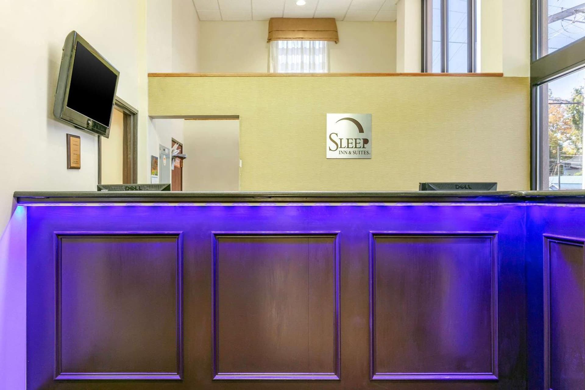 Sleep Inn & Suites near Sports World Blvd property views in Gatlinburg, TN — gallery photo 3