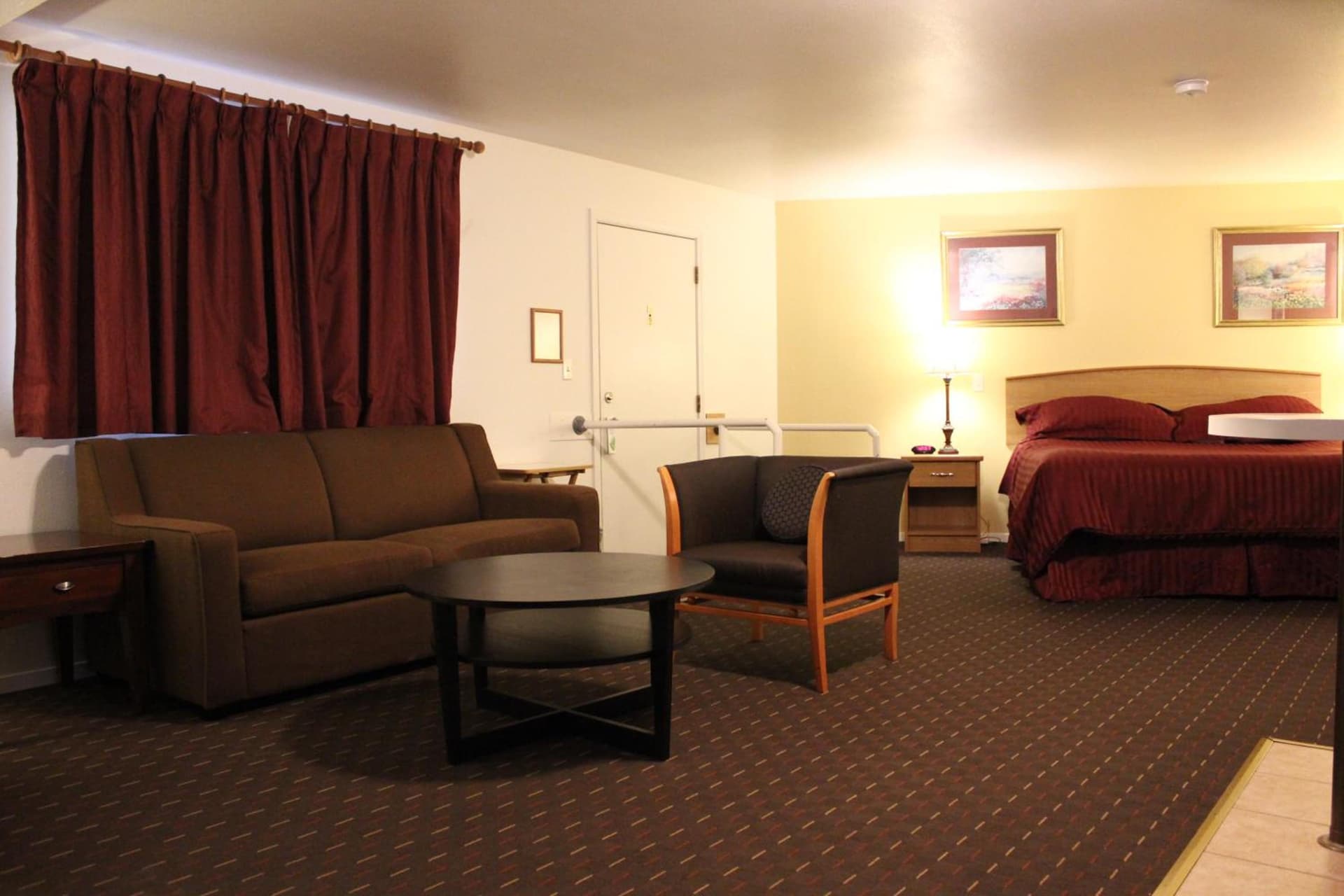 Port Townsend Inn property views in Port Townsend, WA — gallery photo 3