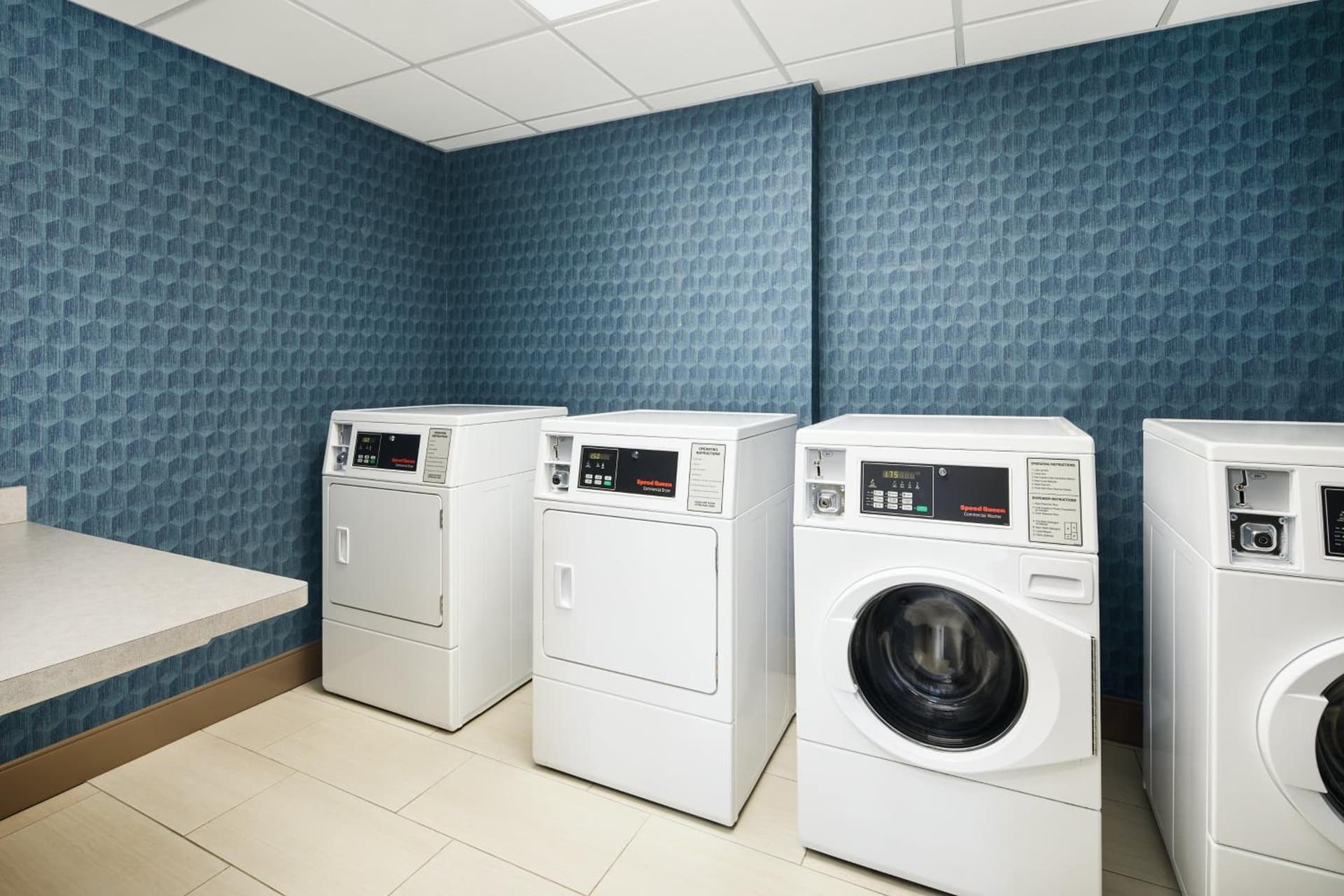 Holiday Inn Express Richmond - Midtown by IHG gallery photo in Richmond, VA — image 23
