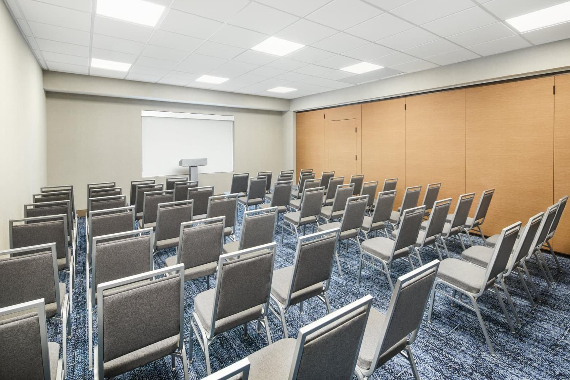 Holiday Inn Express Richmond - Midtown by IHG gallery photo in Richmond, VA — image 22