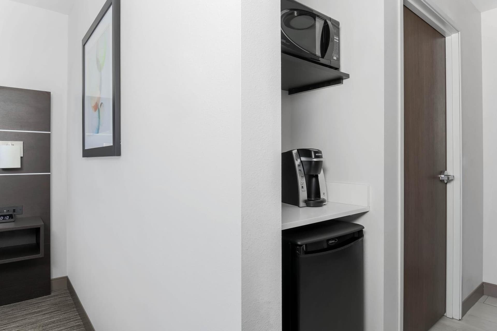 Holiday Inn Express & Suites Chicago O'Hare Airport by IHG gallery photo in Des Plaines, IL — image 42