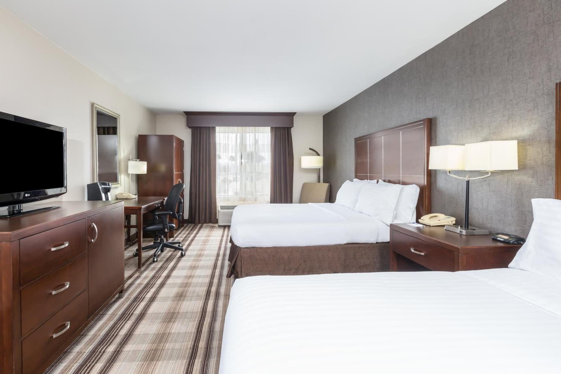Holiday Inn Express San Diego - Sea World Area by IHG gallery photo in San Diego, CA — image 30