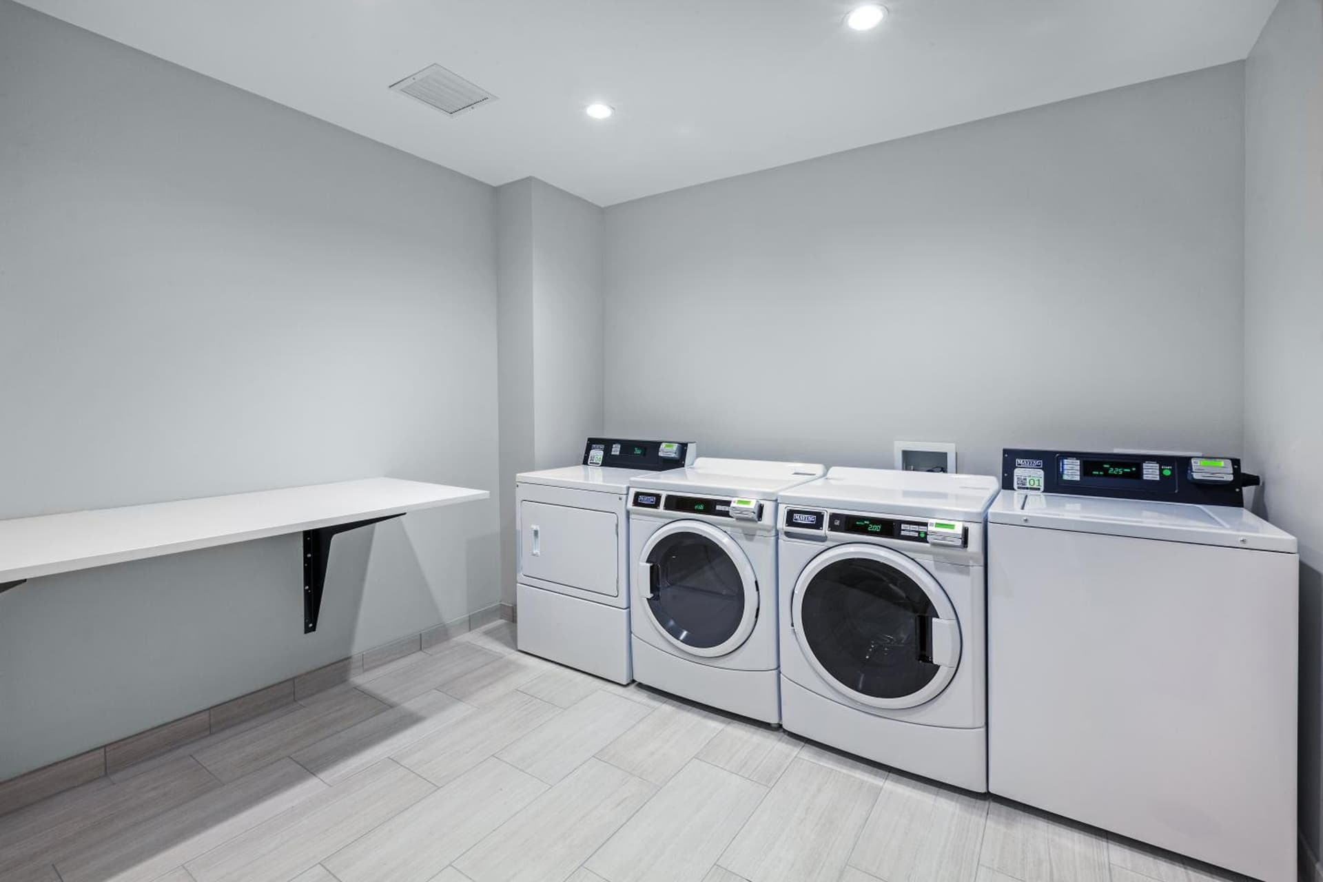 Holiday Inn Express & Suites - Tulsa Northeast - Owasso by IHG gallery photo in Owasso, OK — image 4